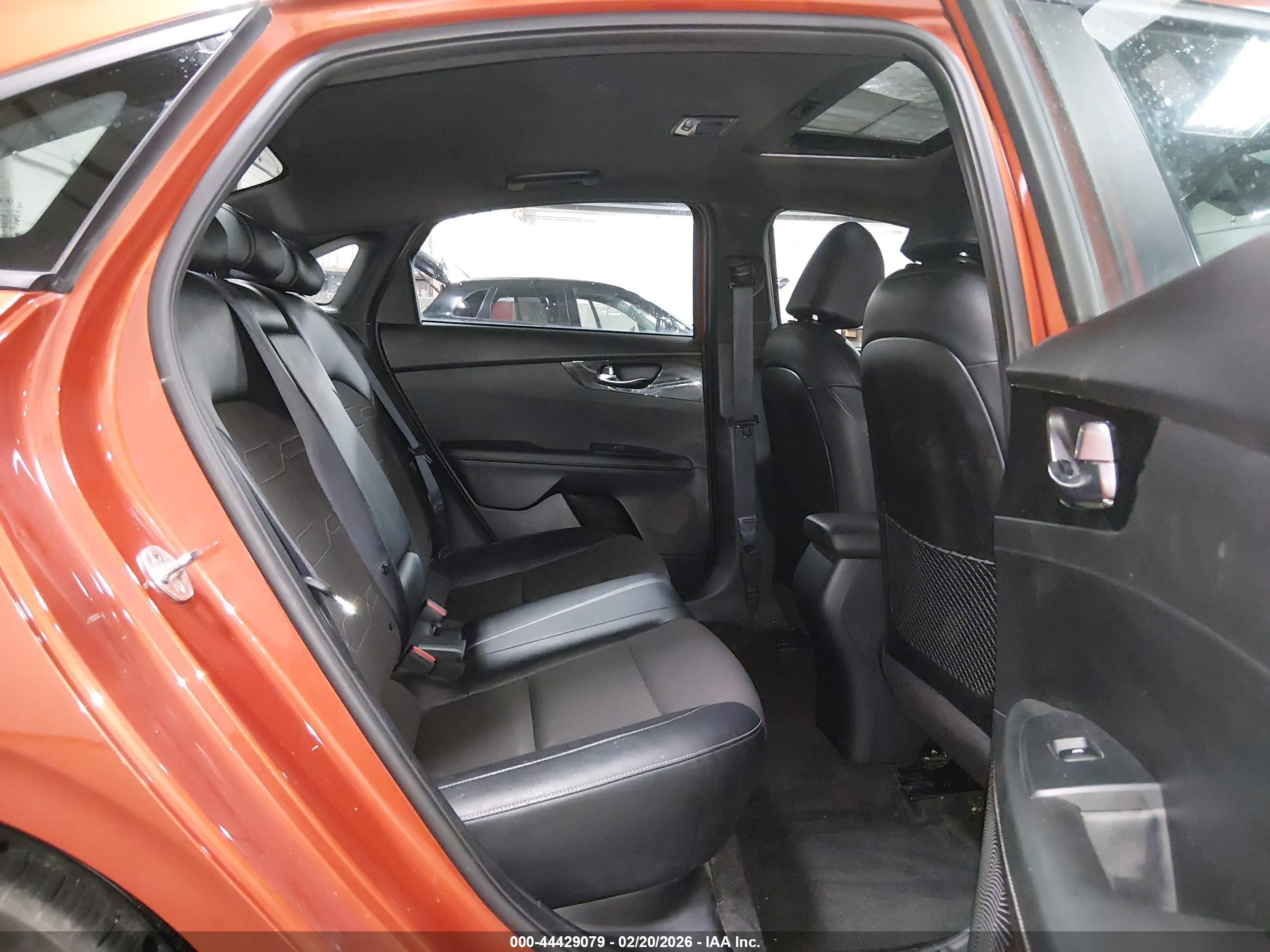 KIA FORTE image 8