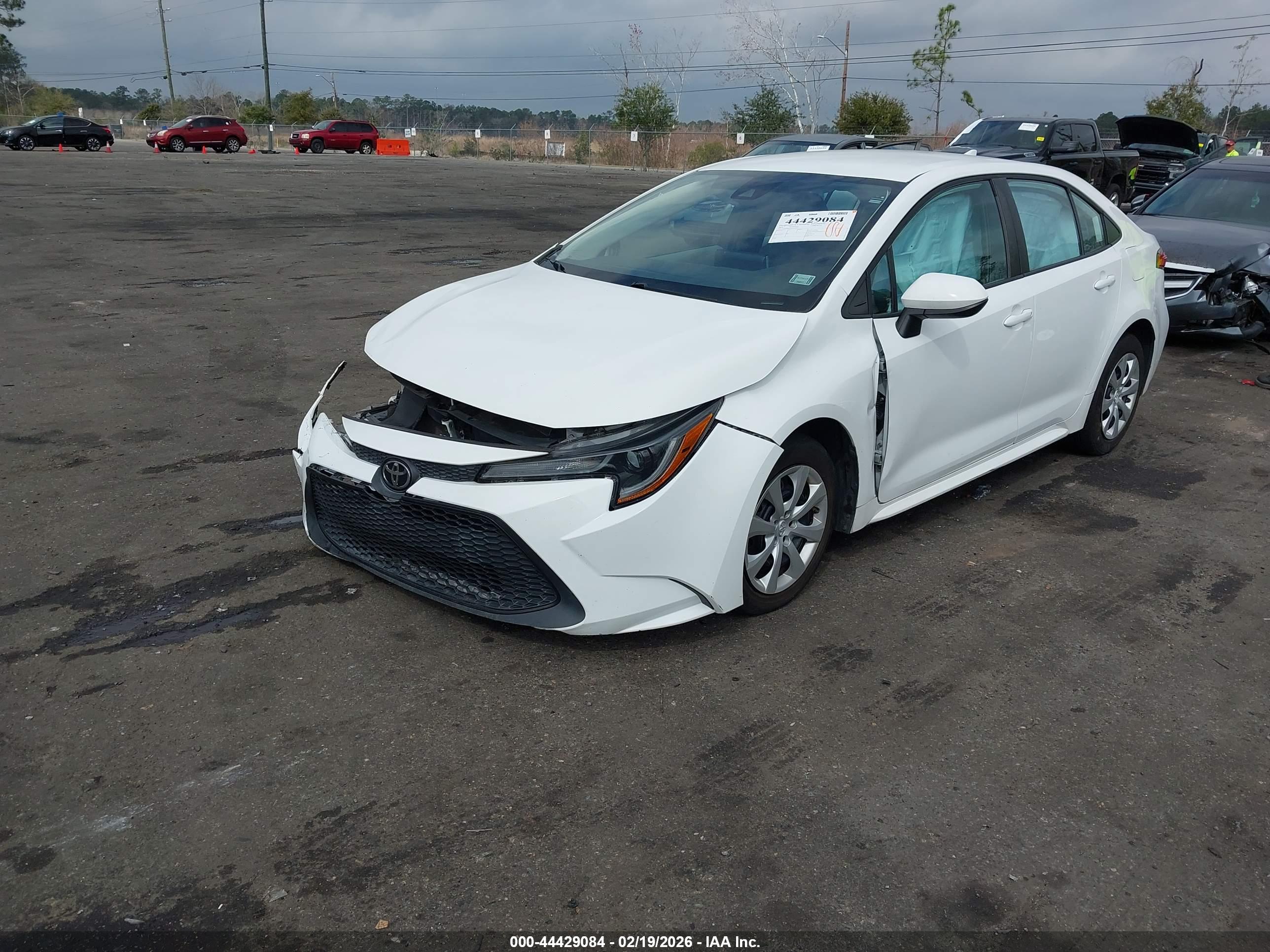 TOYOTA COROLLA image 2