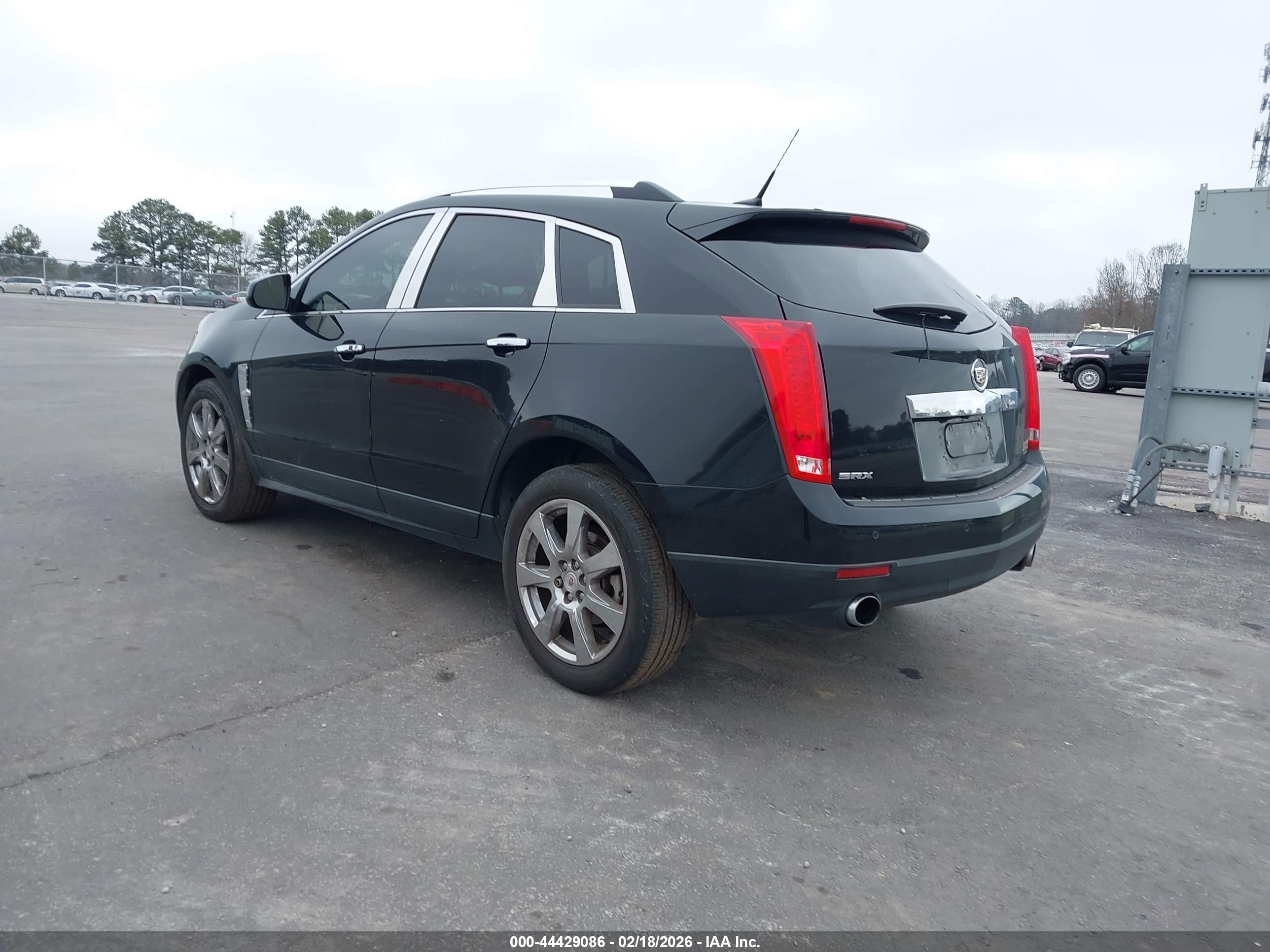 CADILLAC SRX image 3
