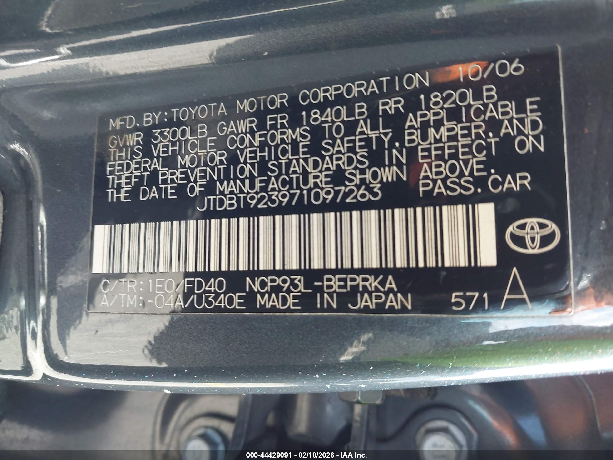 TOYOTA YARIS image 9