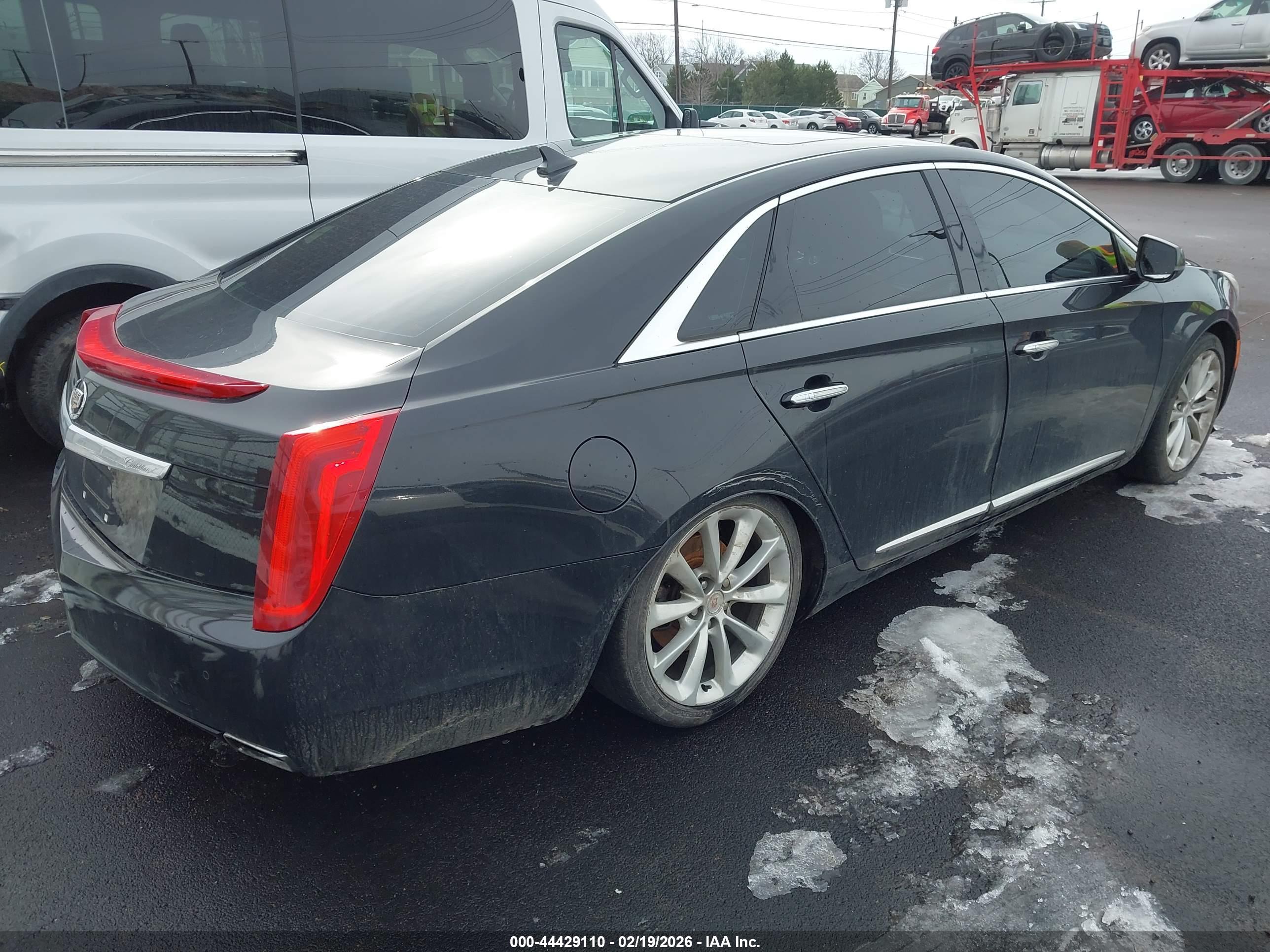 CADILLAC XTS image 4