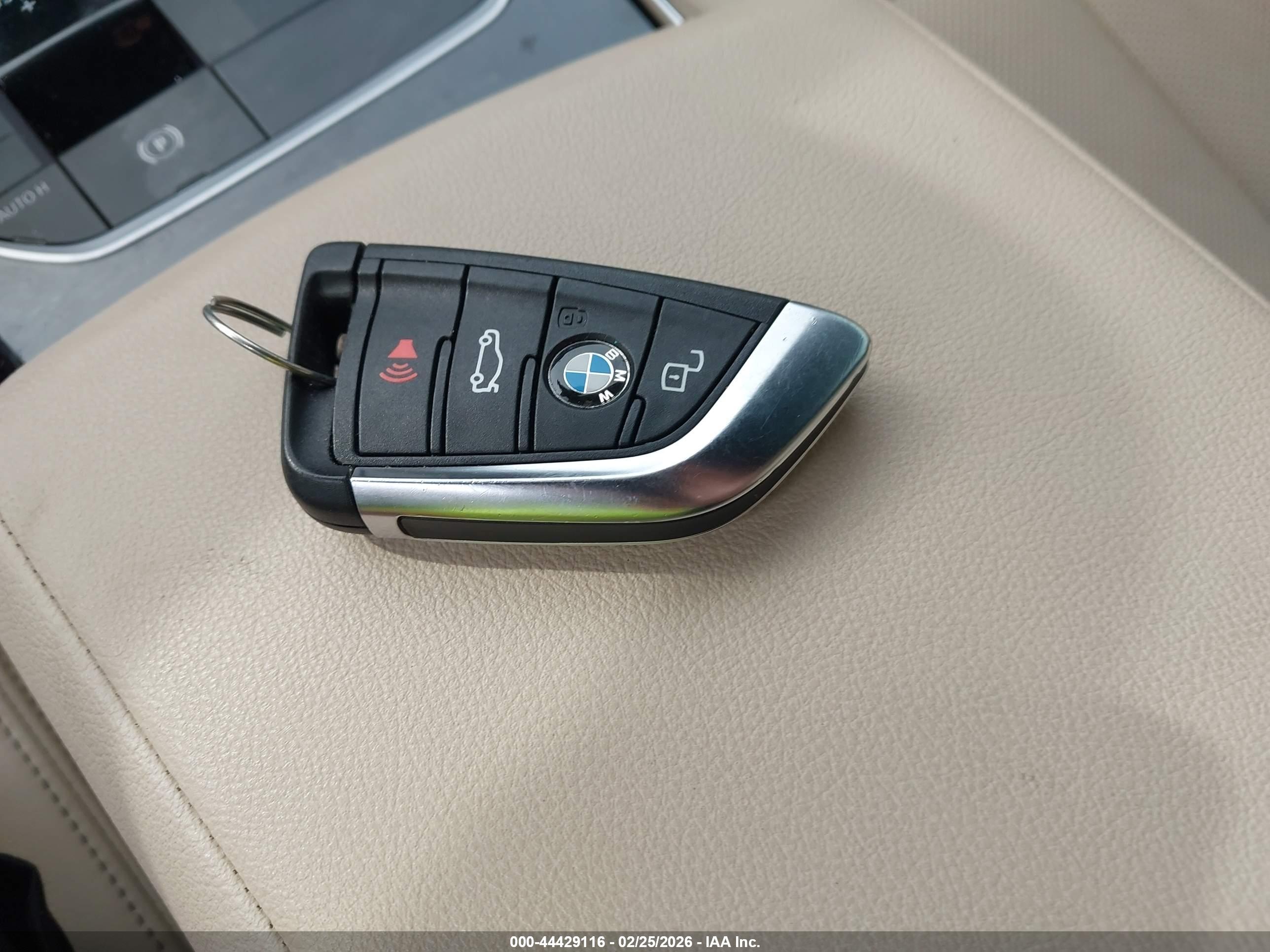 BMW 330I image 11