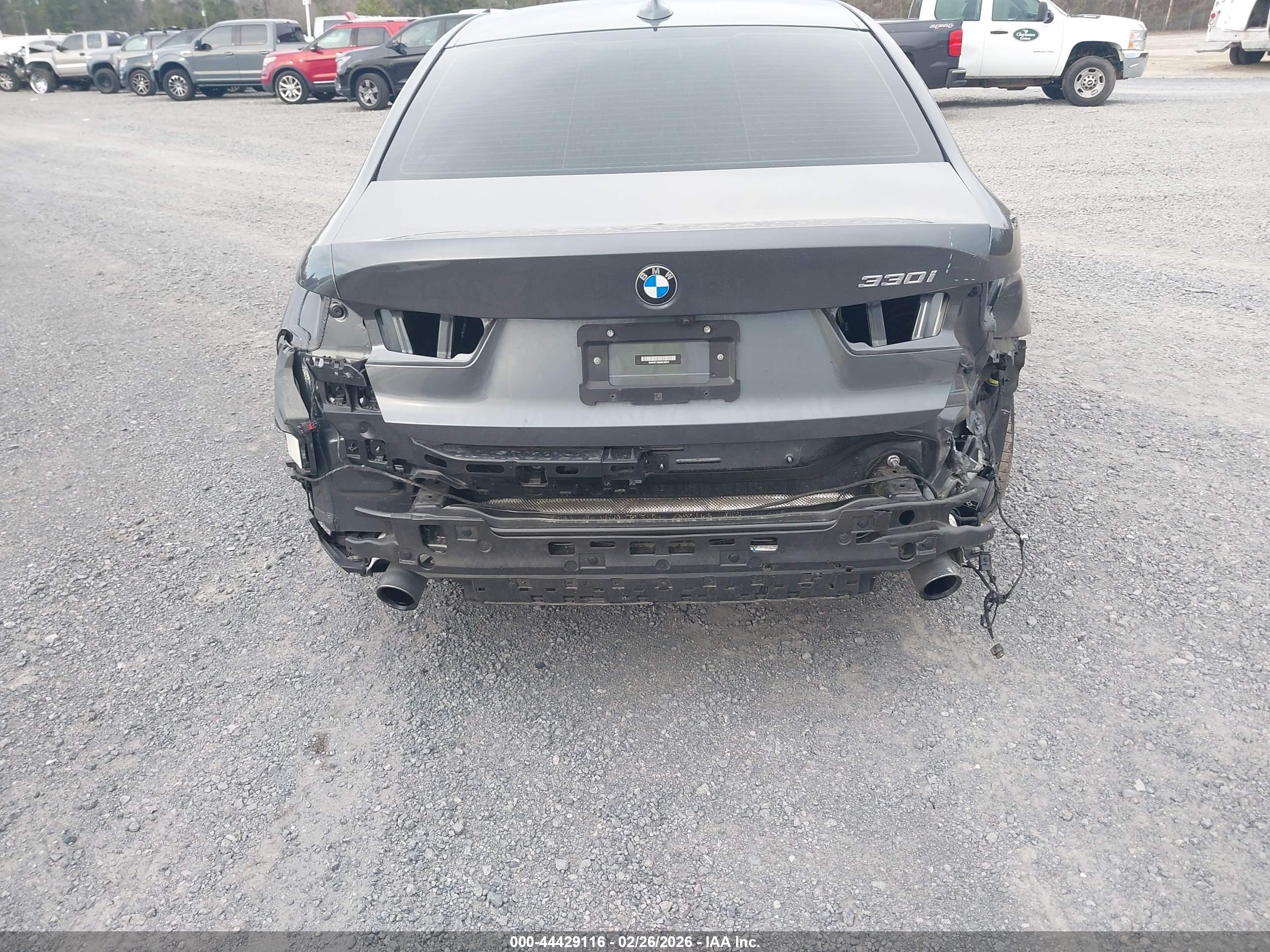 BMW 330I image 6