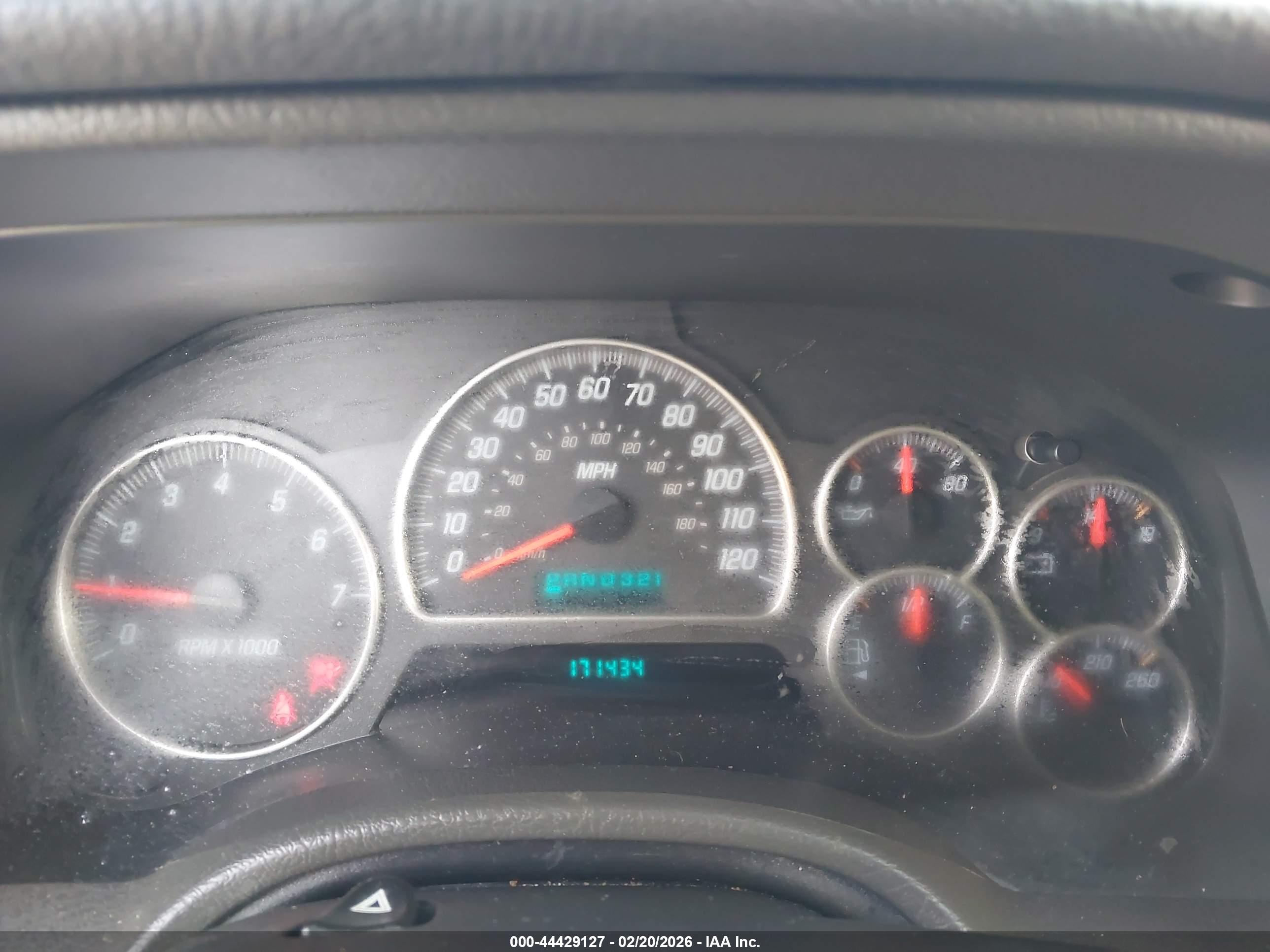 GMC ENVOY image 7