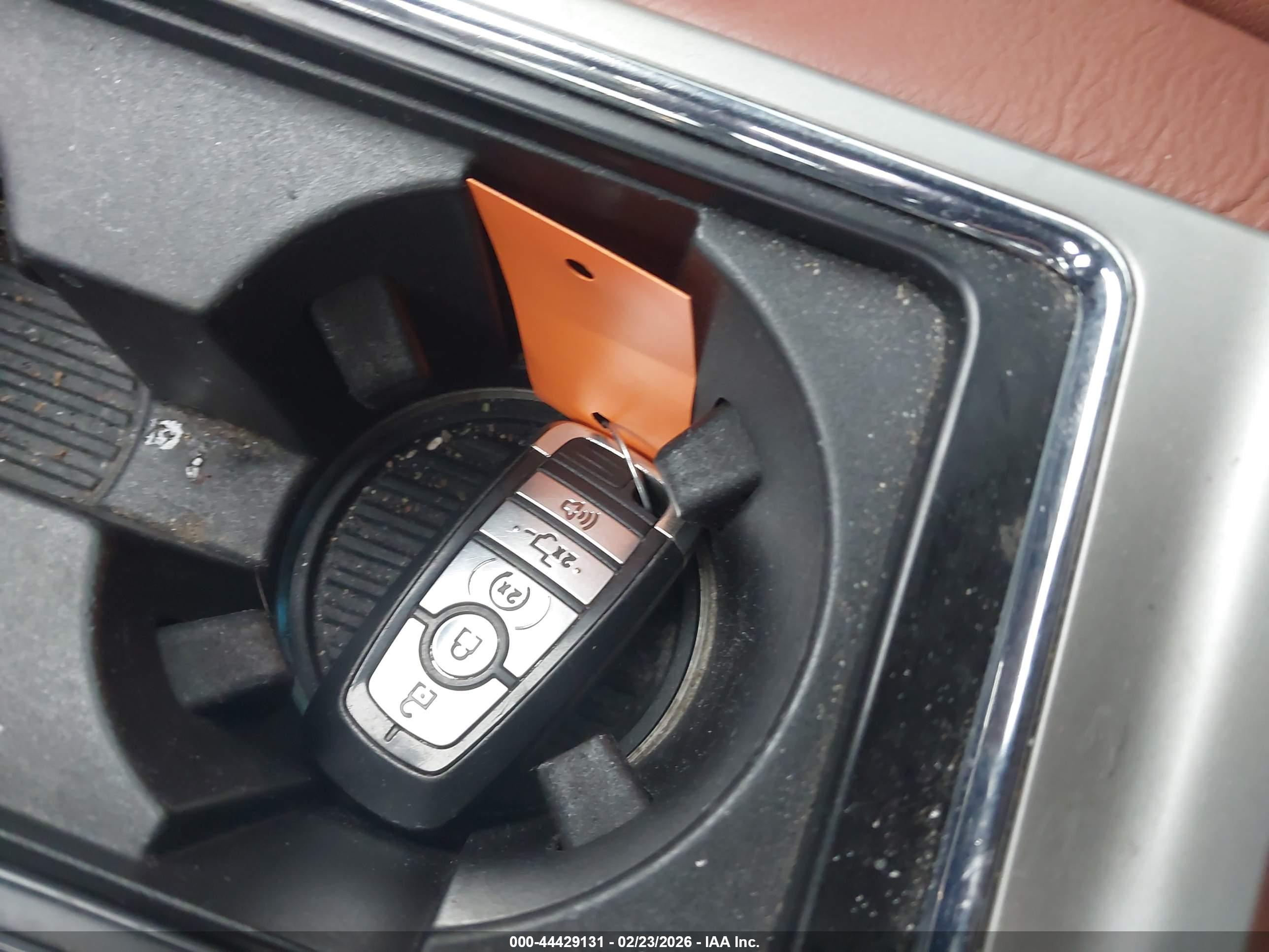 FORD F-150 image 11