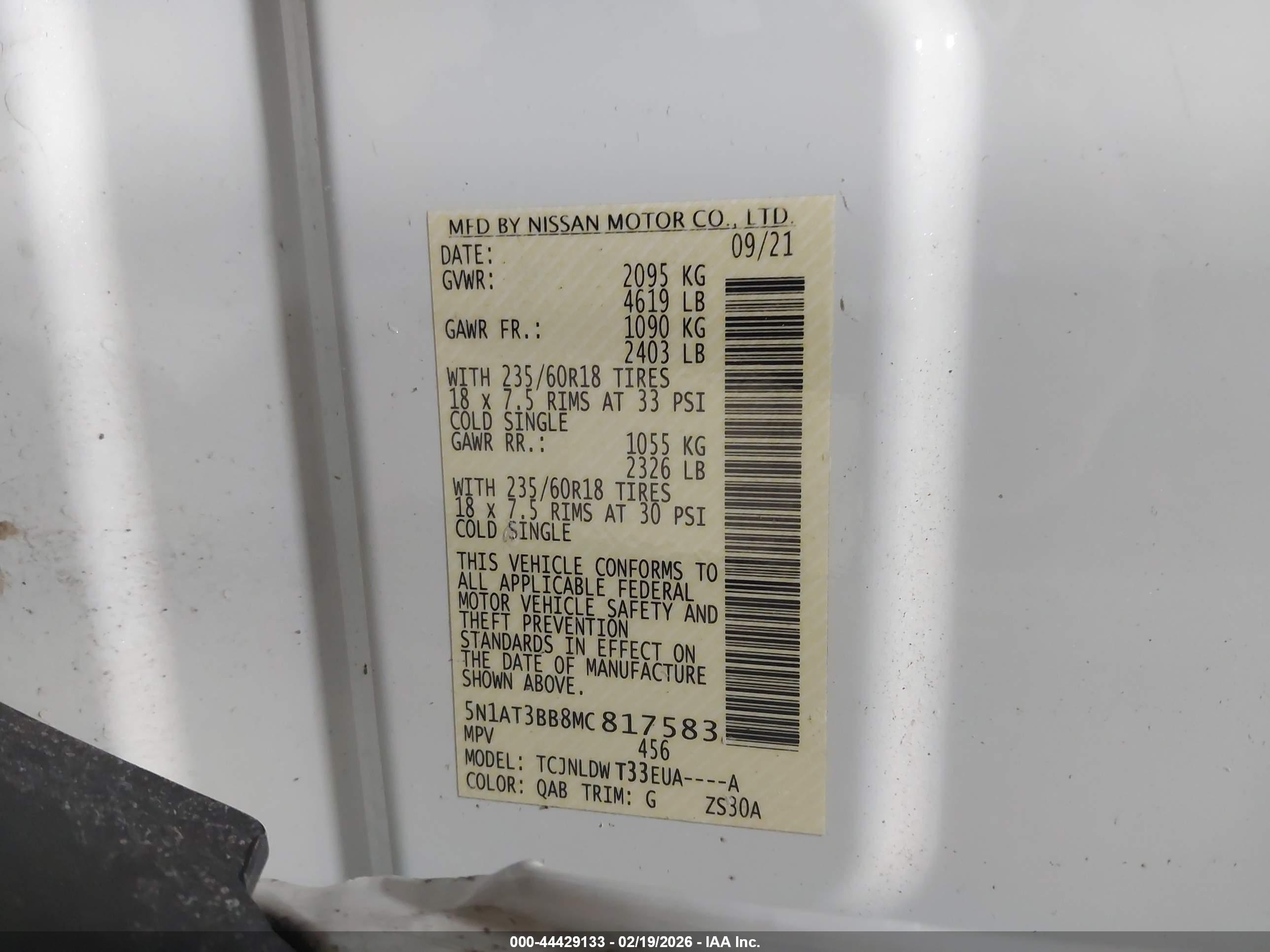 NISSAN ROGUE image 9