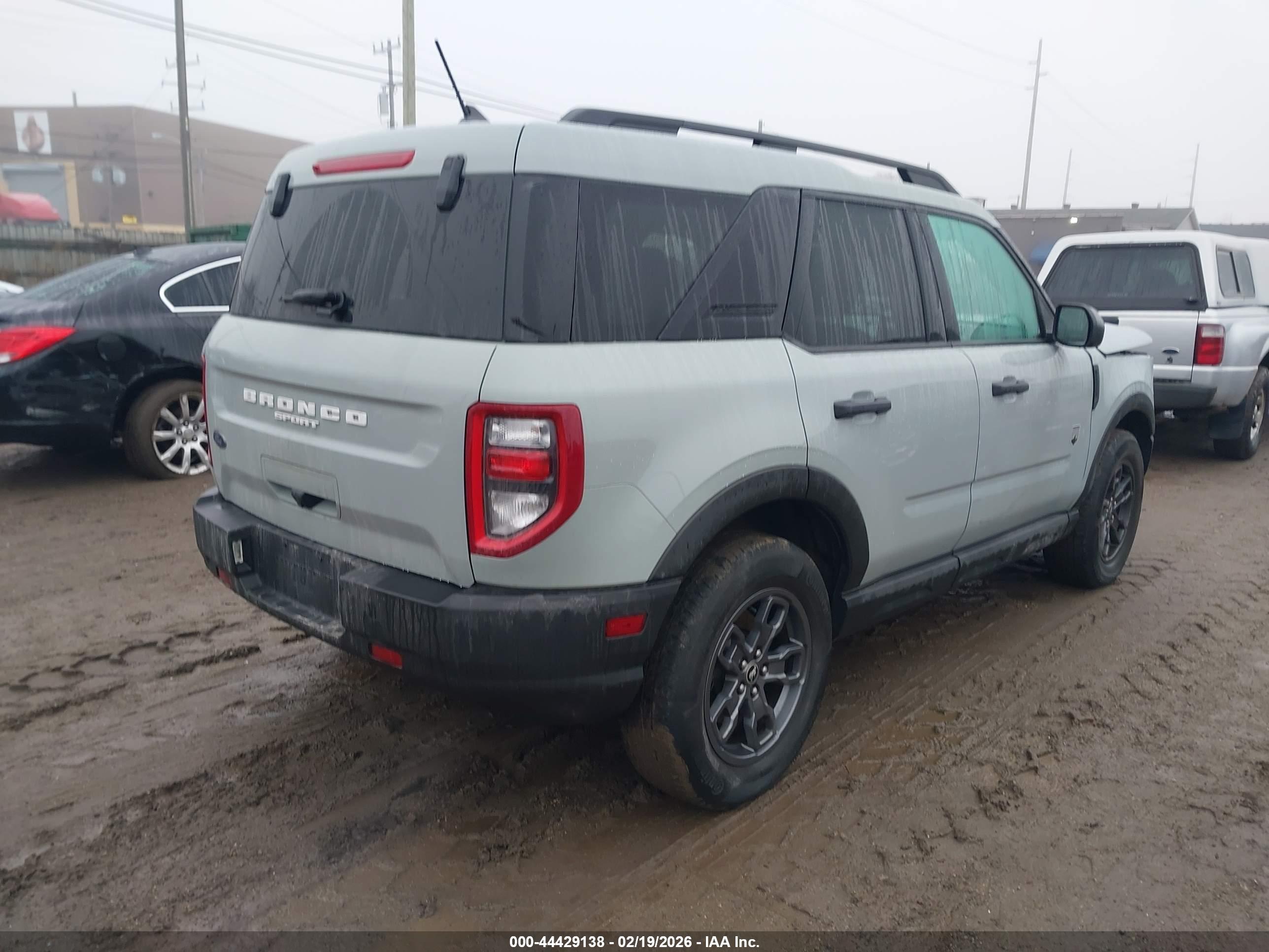 FORD BRONCO image 4
