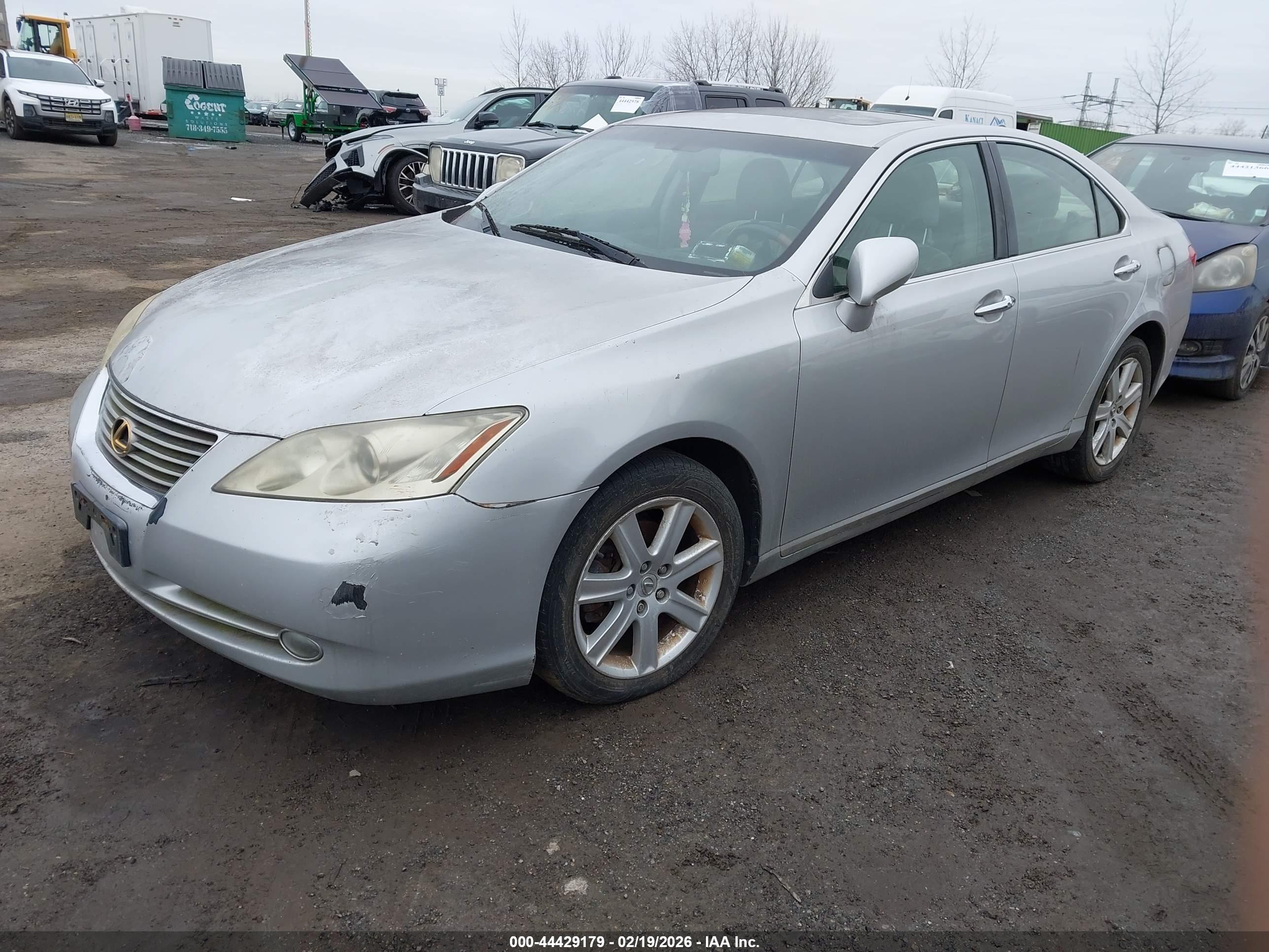 LEXUS ES image 2