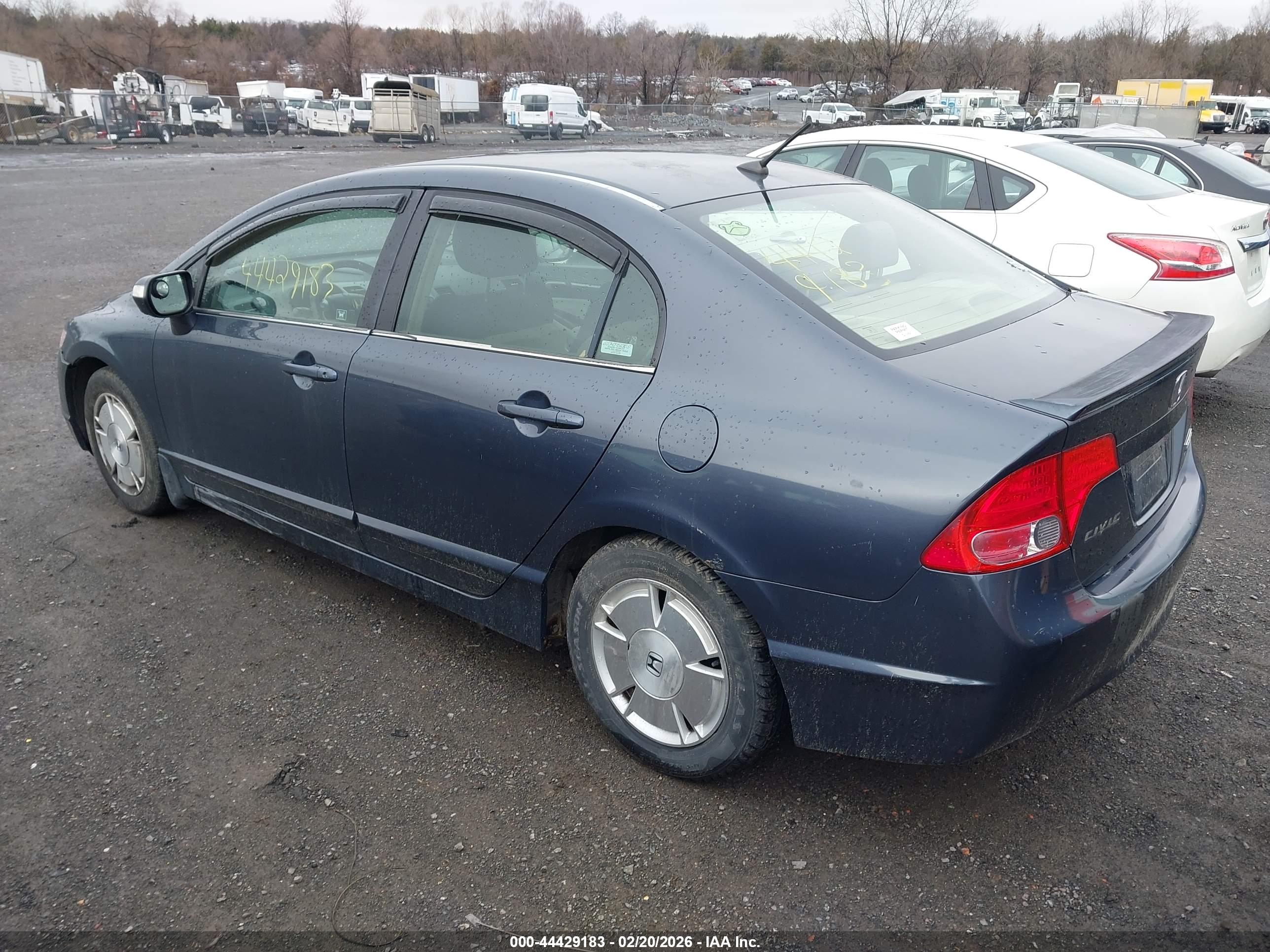 HONDA CIVIC image 3