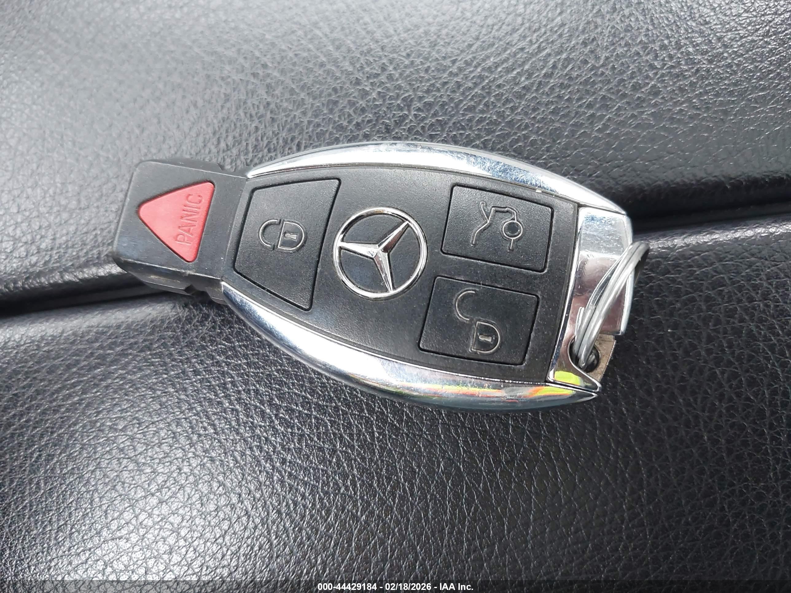 MERCEDES-BENZ C image 11