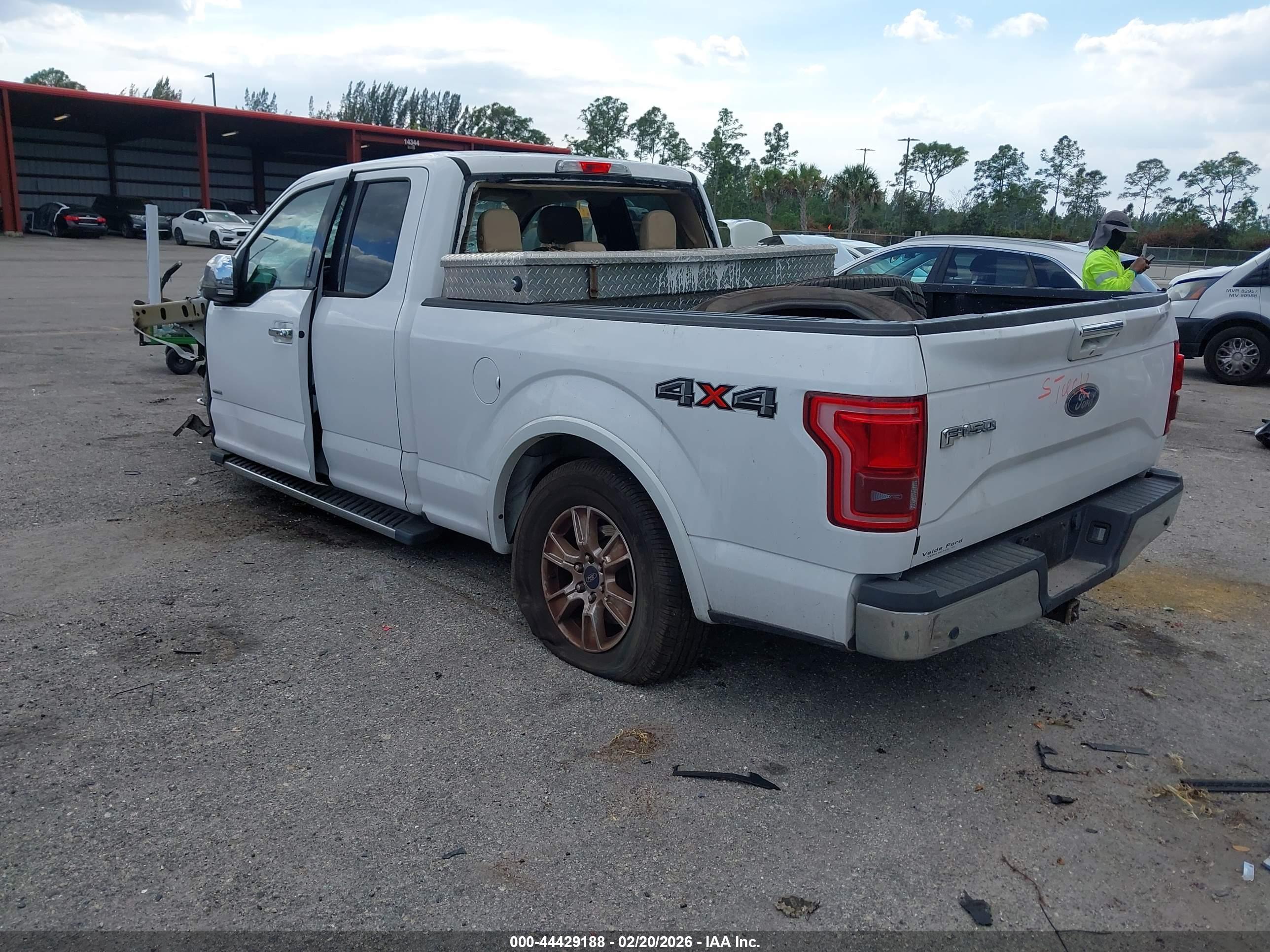 FORD F-150 image 3