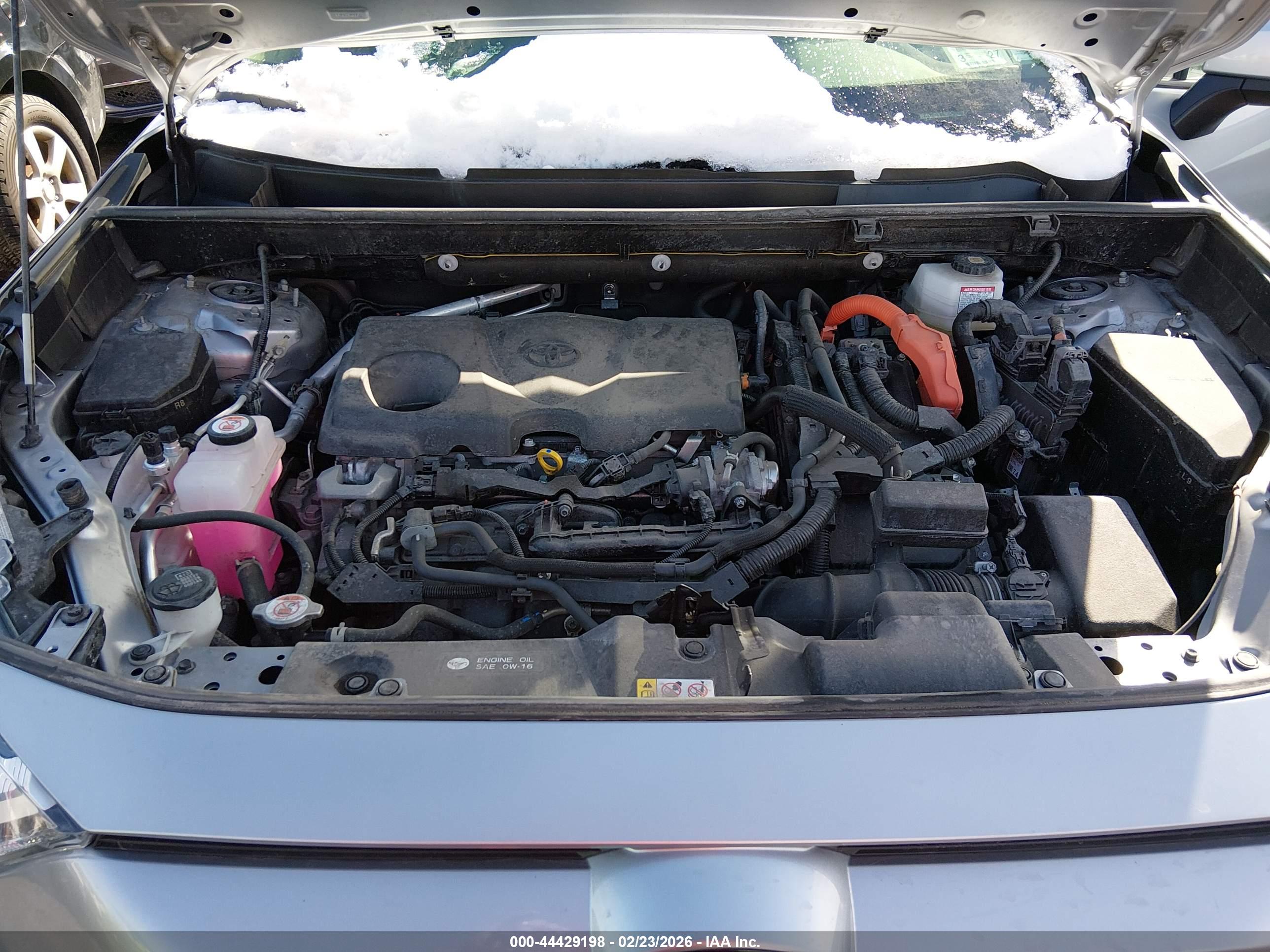TOYOTA RAV4 image 10