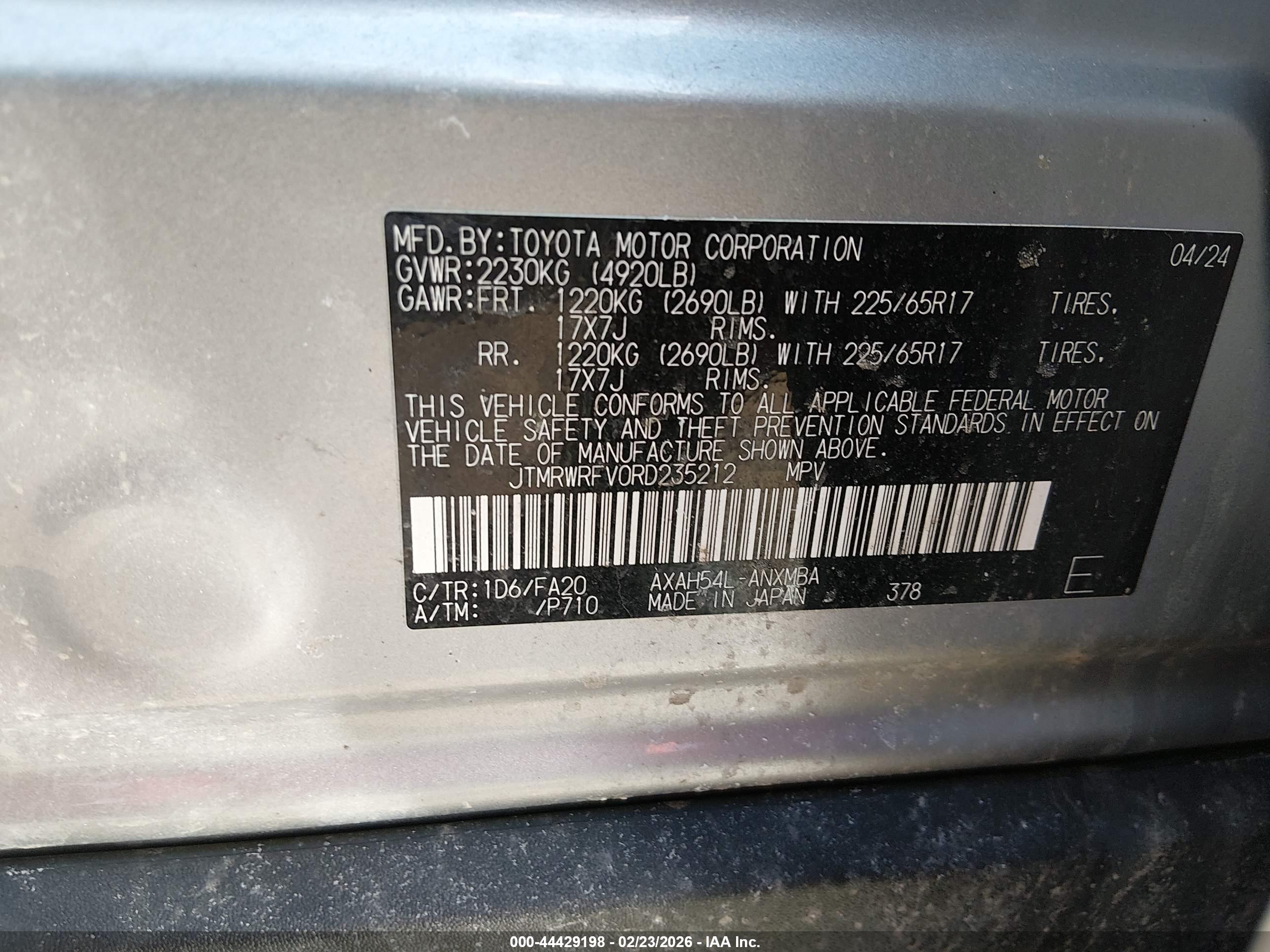 TOYOTA RAV4 image 9