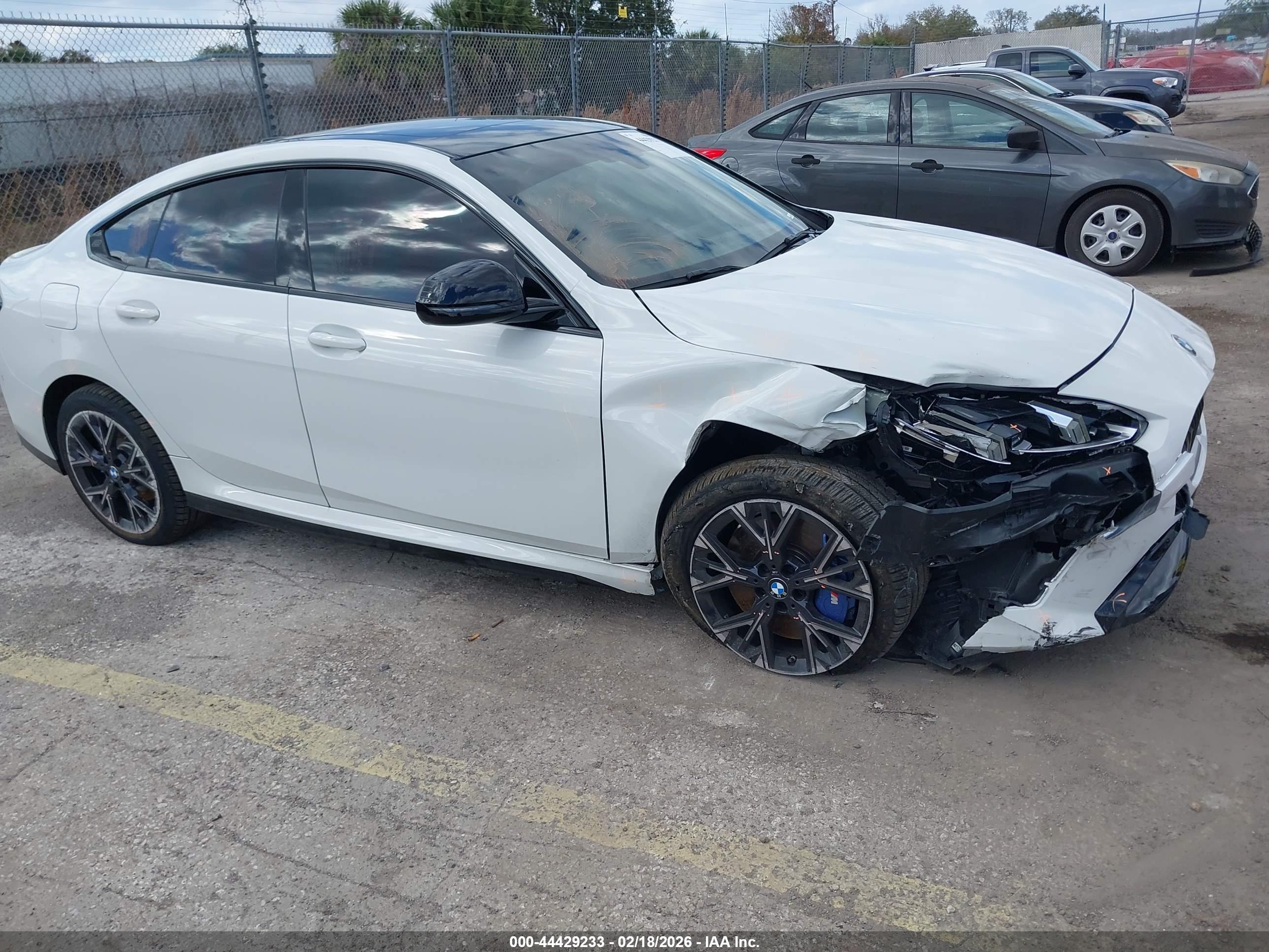 BMW 228 image 6
