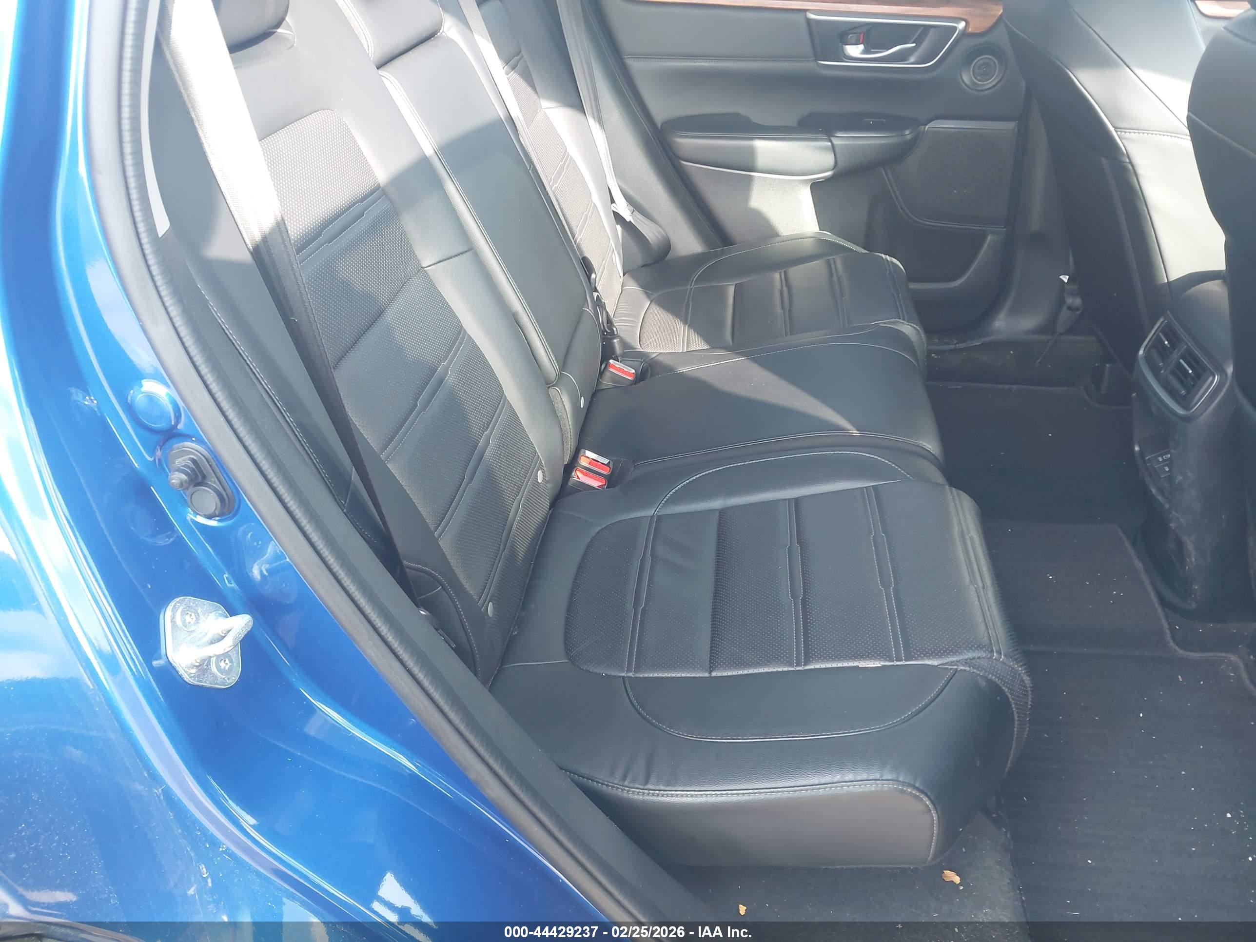 HONDA CR-V image 8