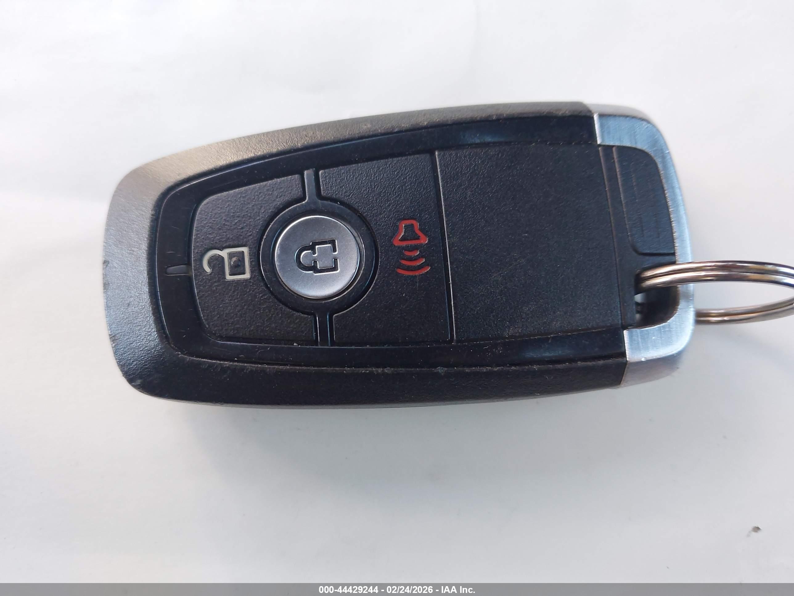 FORD ESCAPE image 11