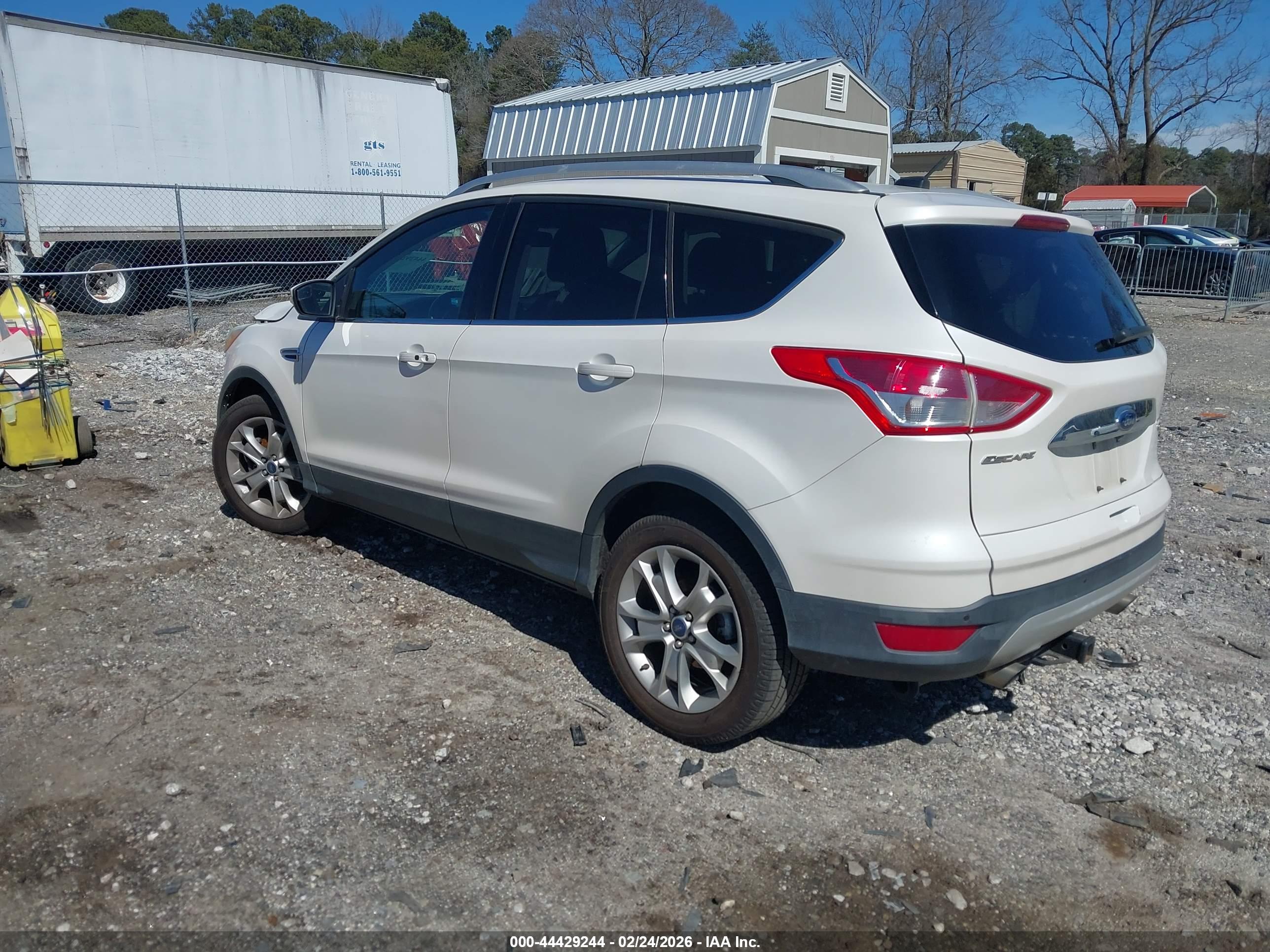 FORD ESCAPE image 3