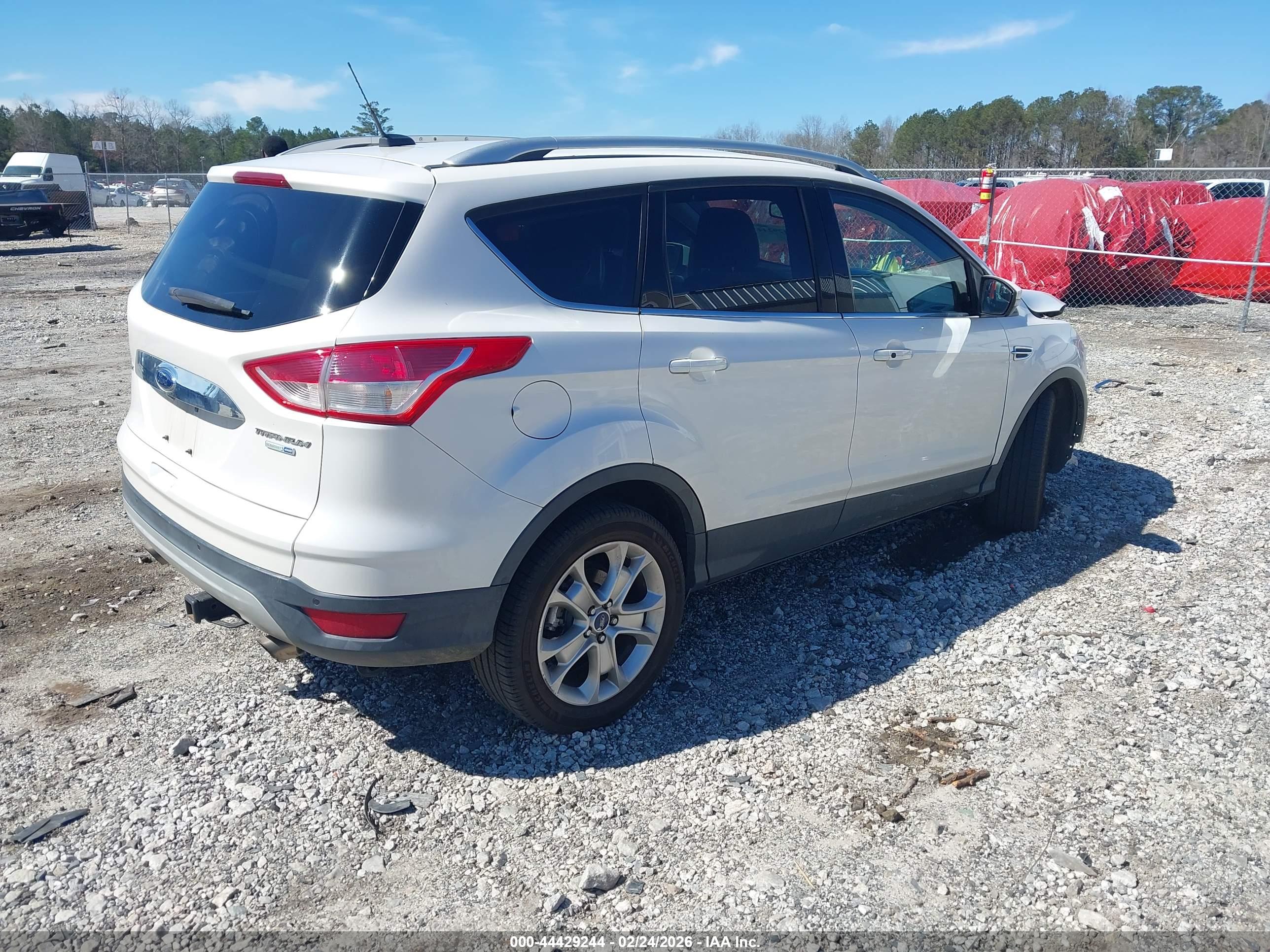 FORD ESCAPE image 4