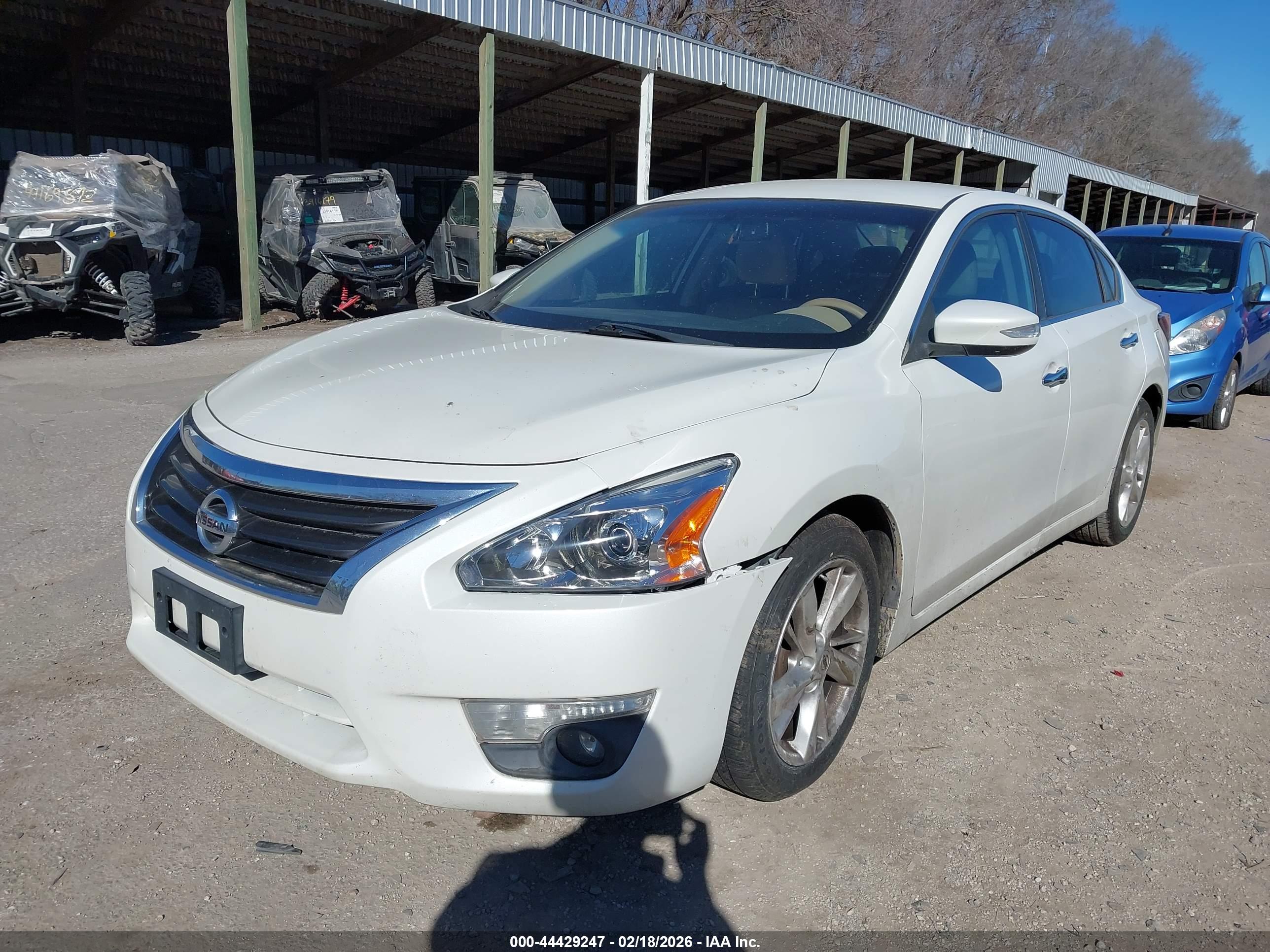 NISSAN ALTIMA image 2