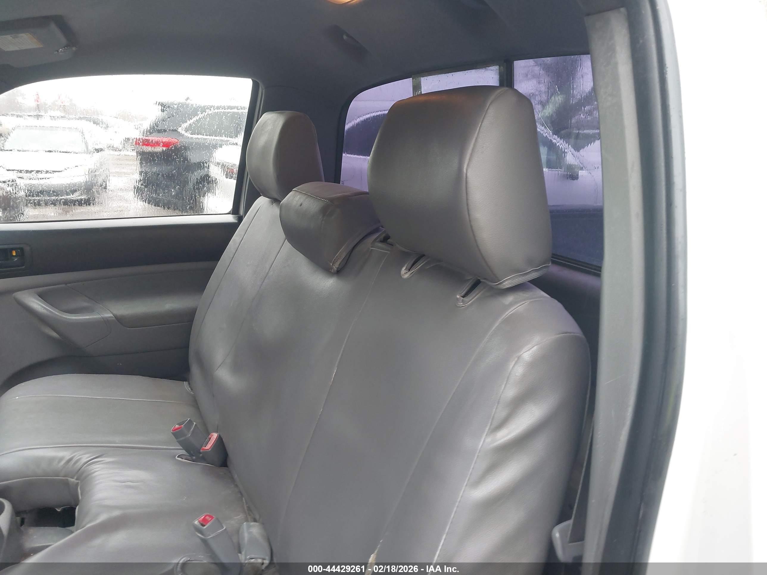 TOYOTA TACOMA image 8