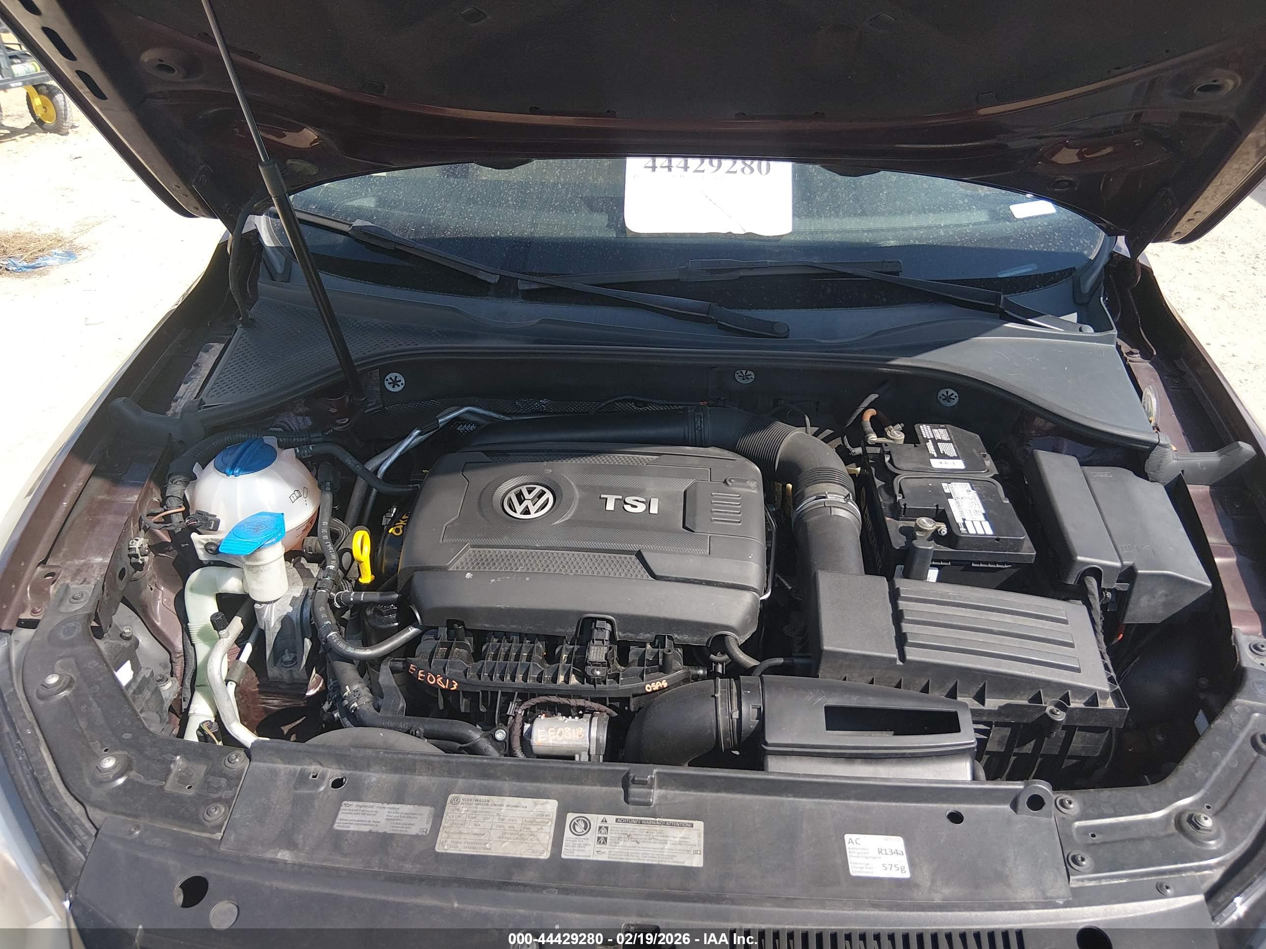 VOLKSWAGEN PASSAT image 10