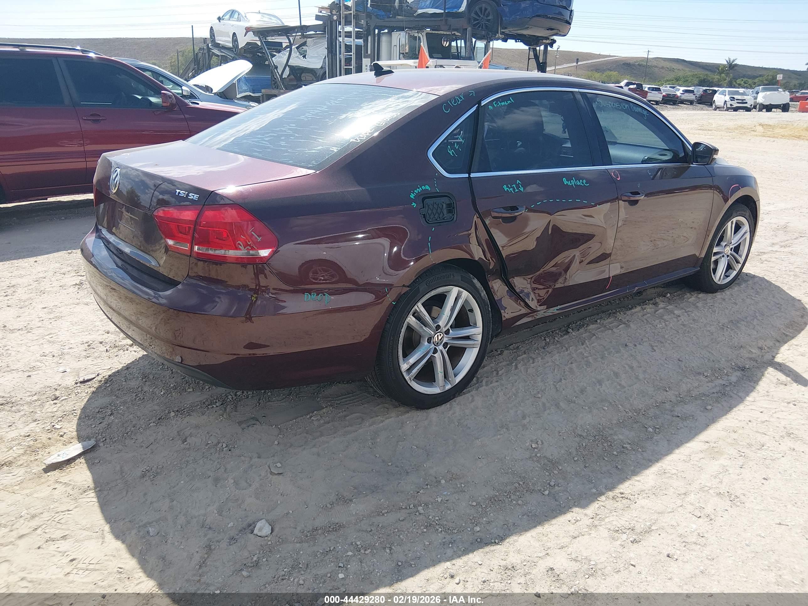 VOLKSWAGEN PASSAT image 4