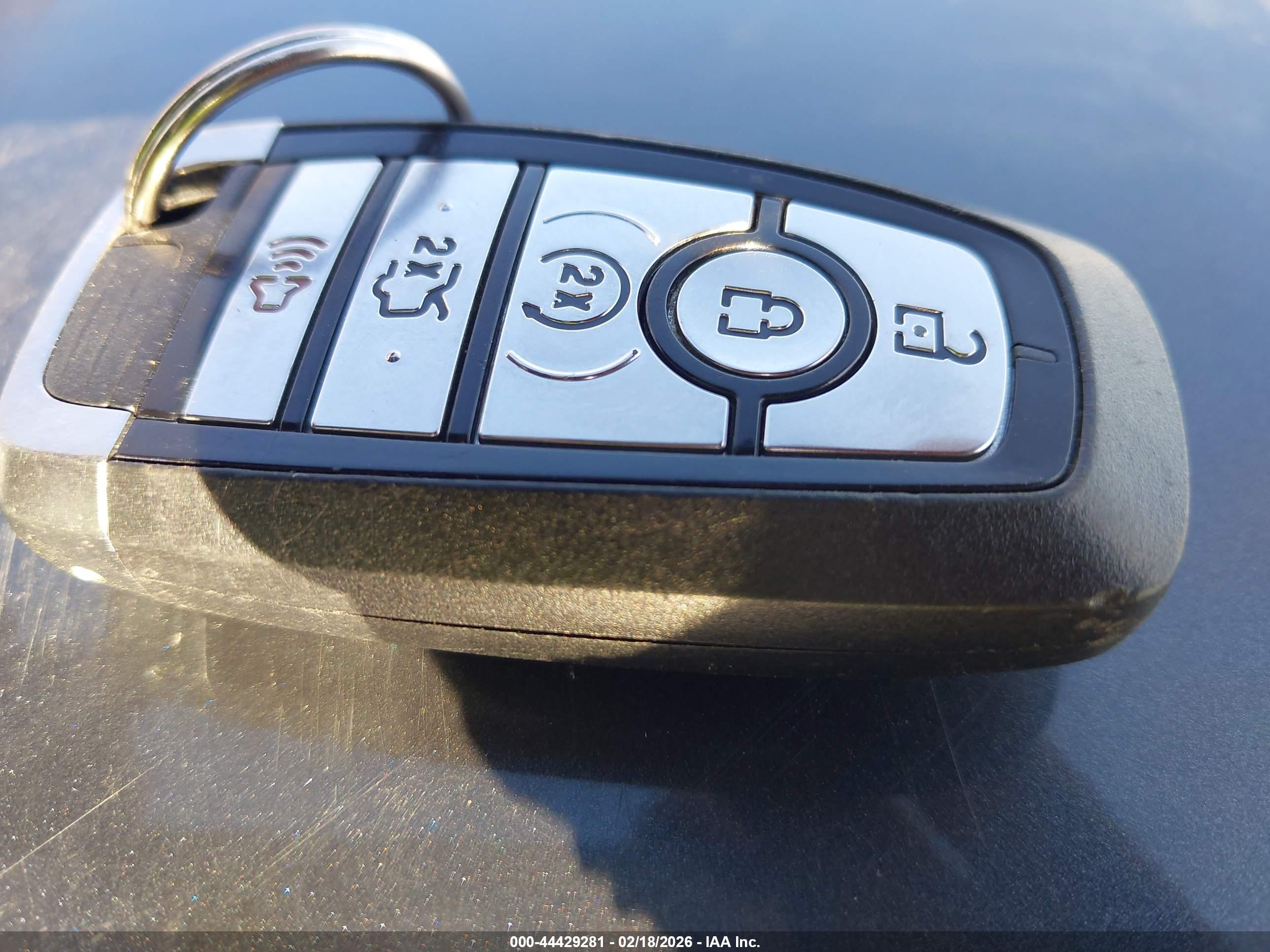 FORD EXPLORER image 11