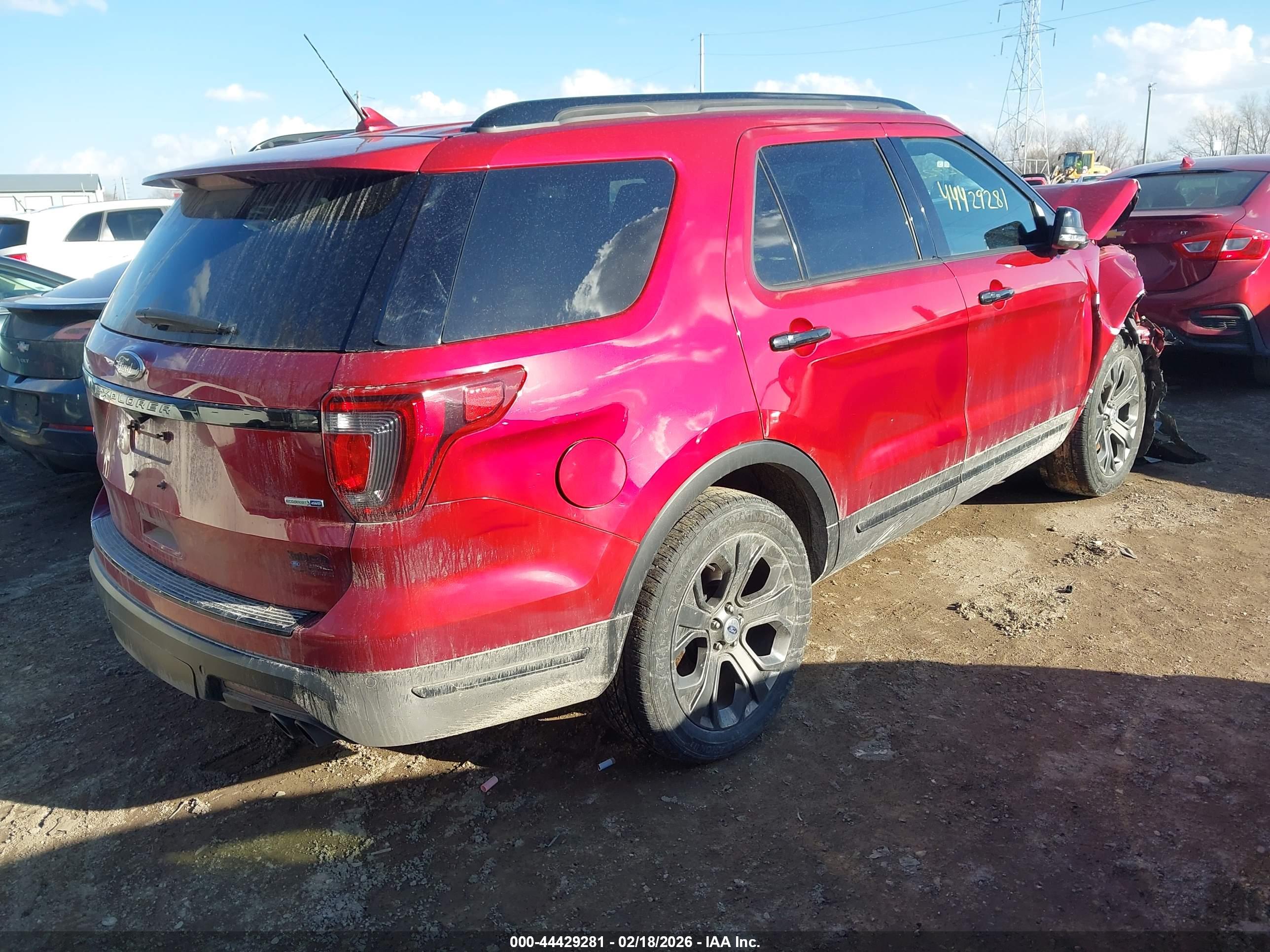 FORD EXPLORER image 4