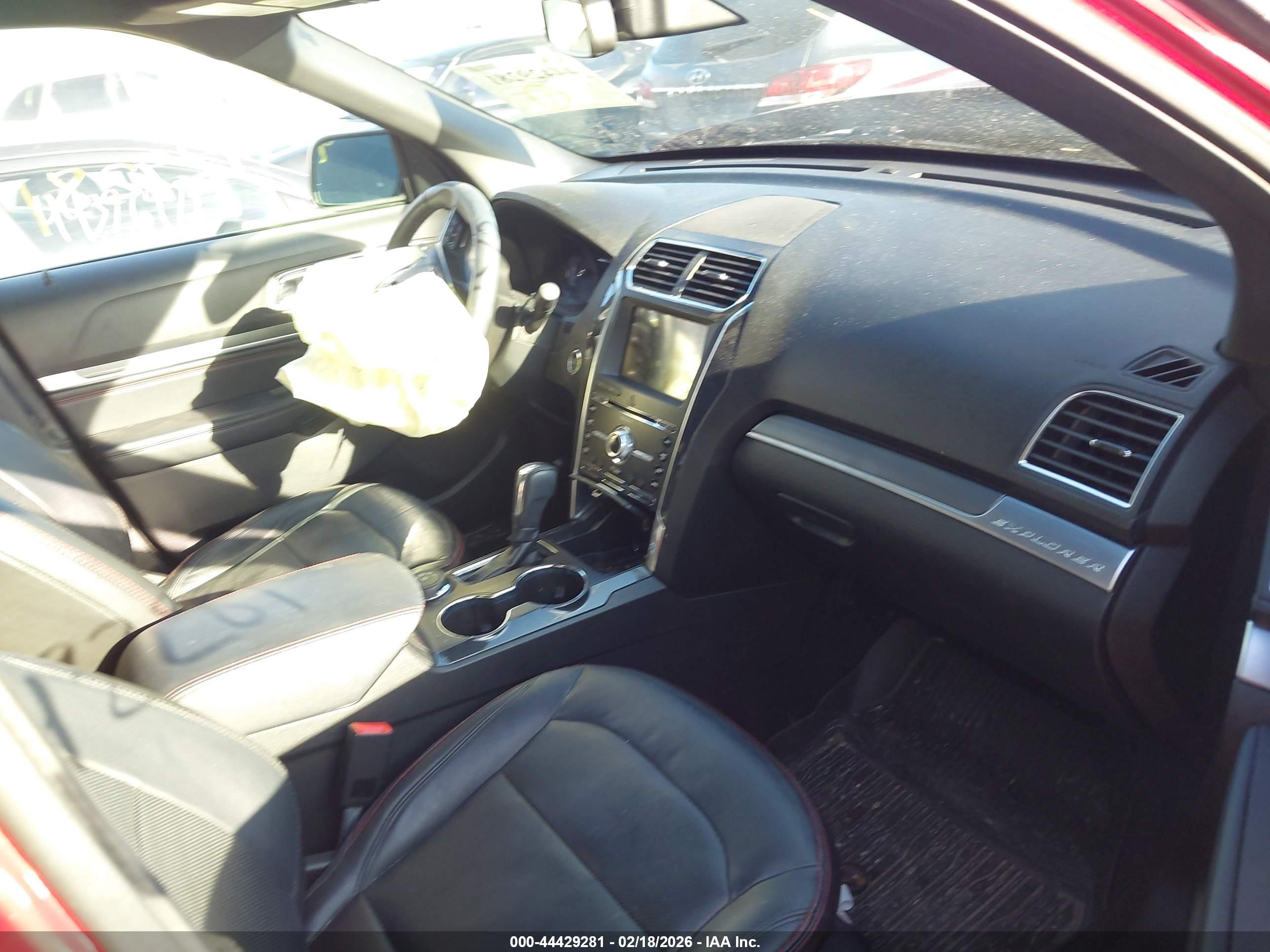 FORD EXPLORER image 5