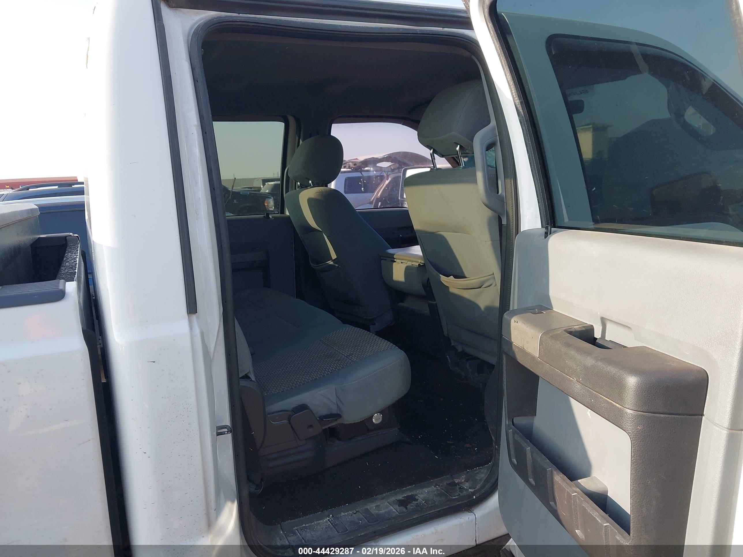 FORD F-250 image 8