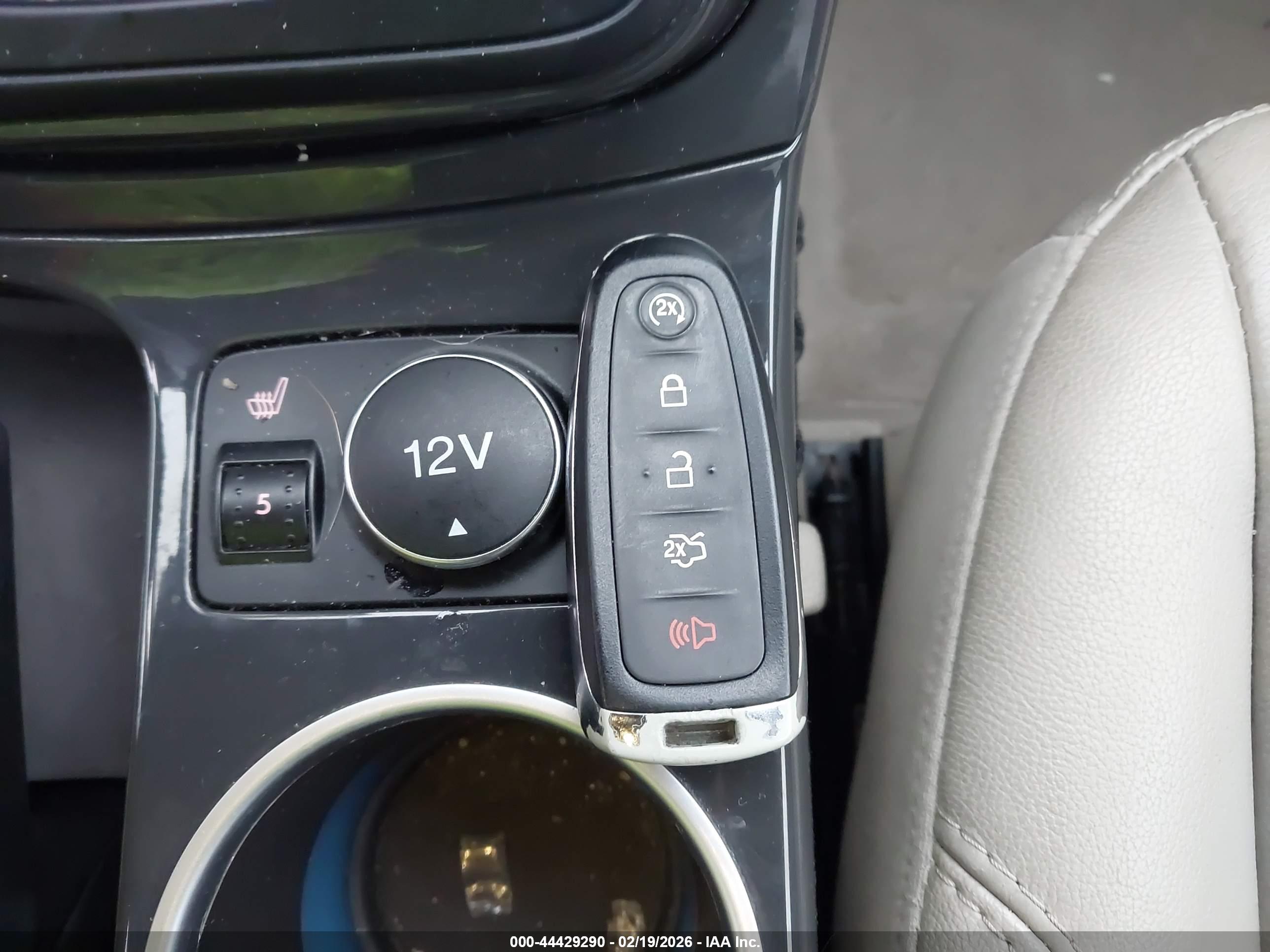 FORD ESCAPE image 11