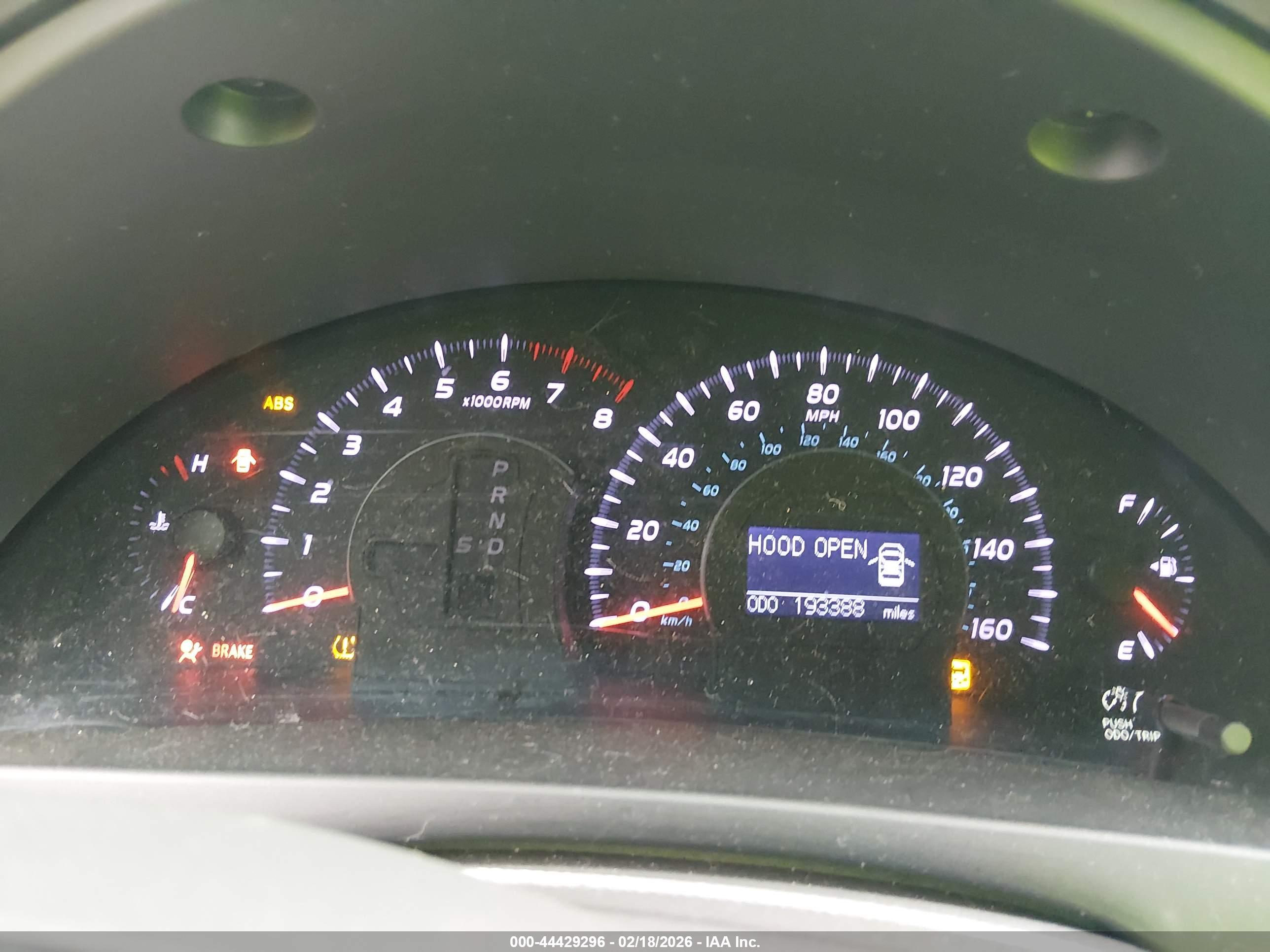 TOYOTA CAMRY image 7