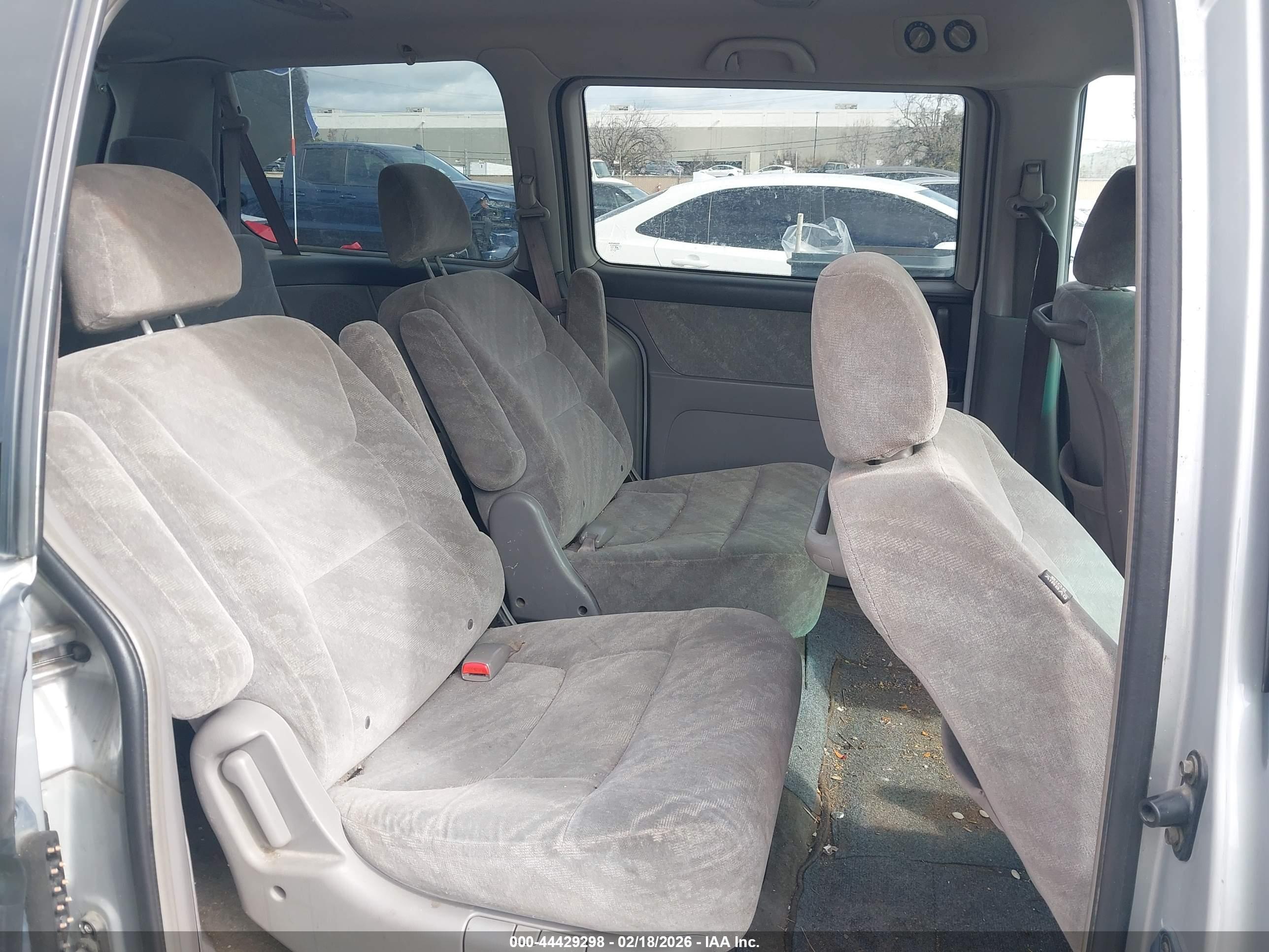 HONDA ODYSSEY image 8