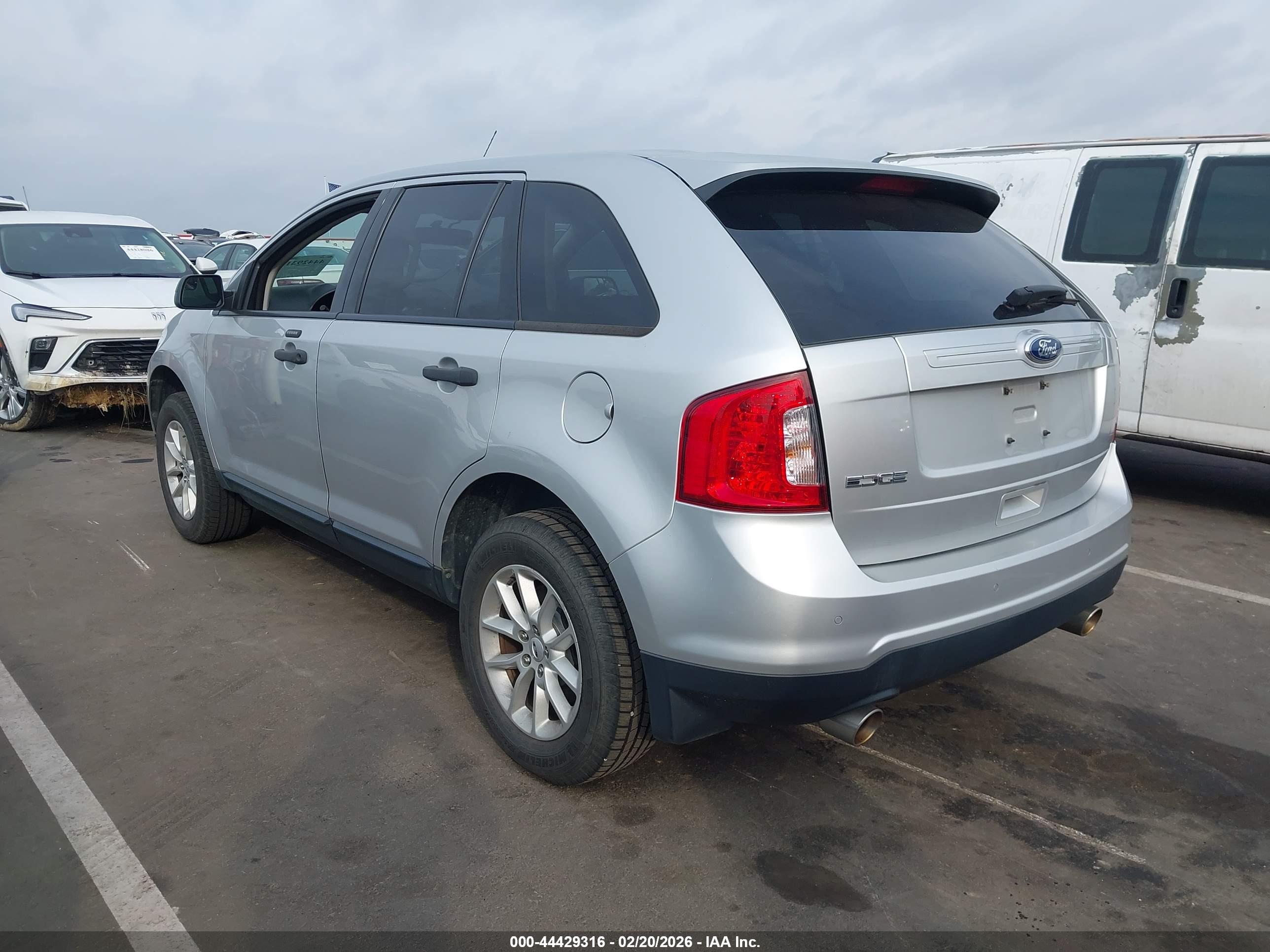 FORD EDGE image 3