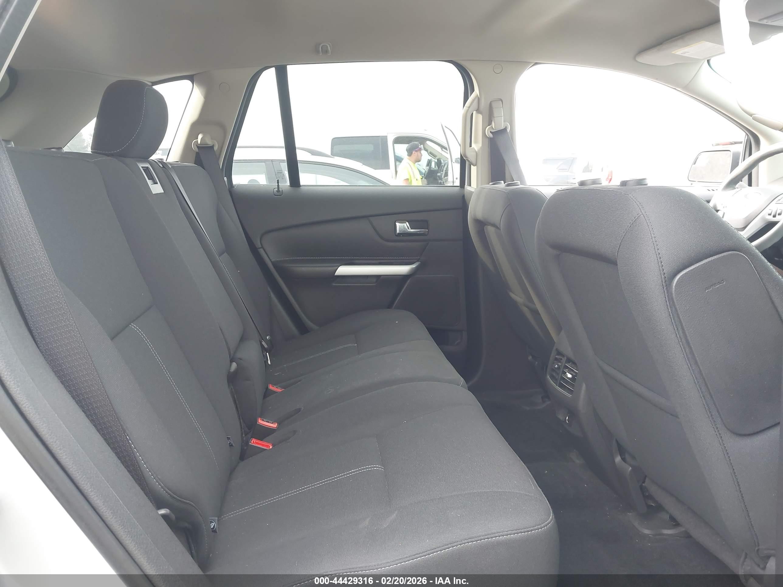 FORD EDGE image 8