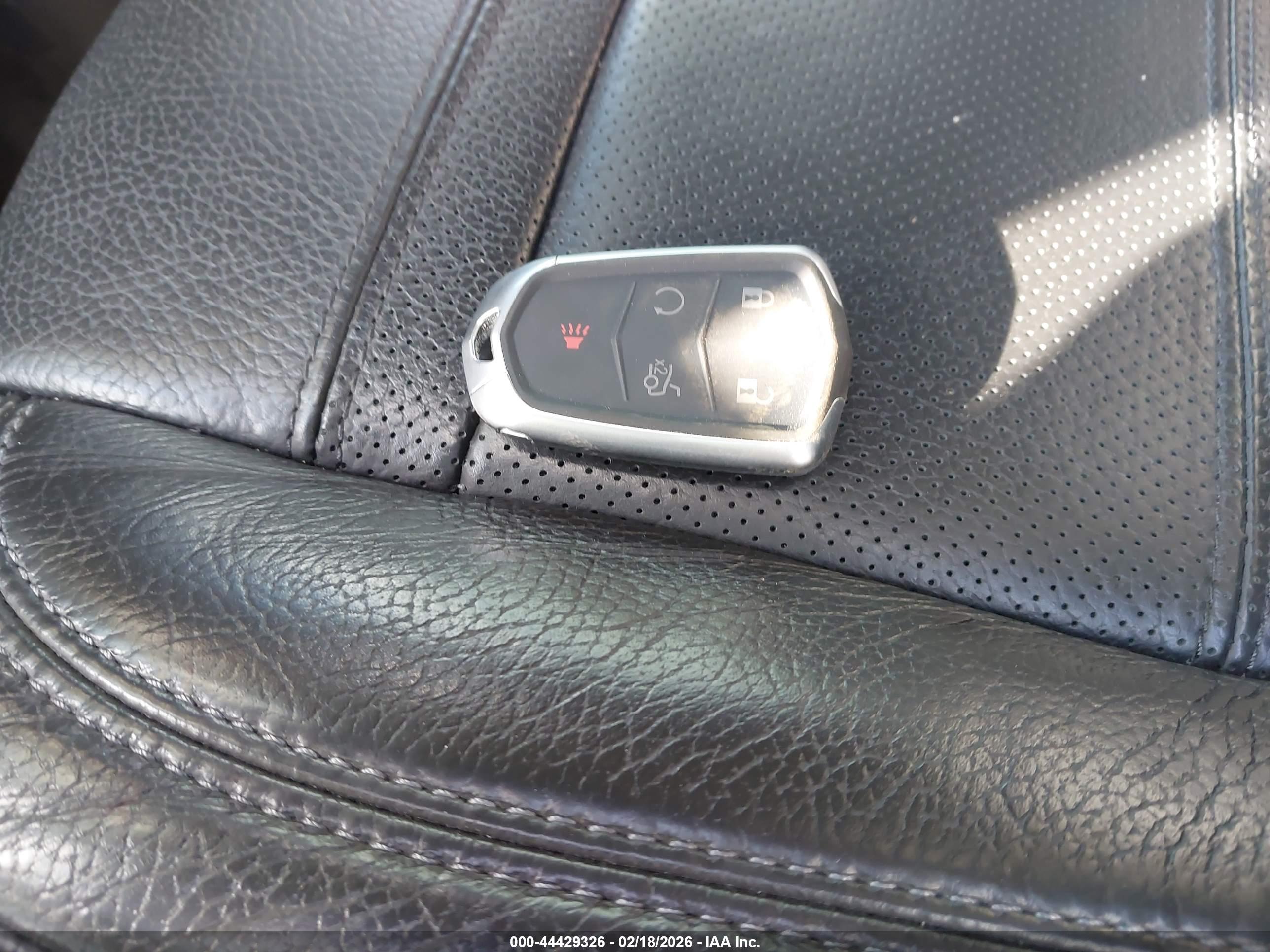 GMC SIERRA image 11