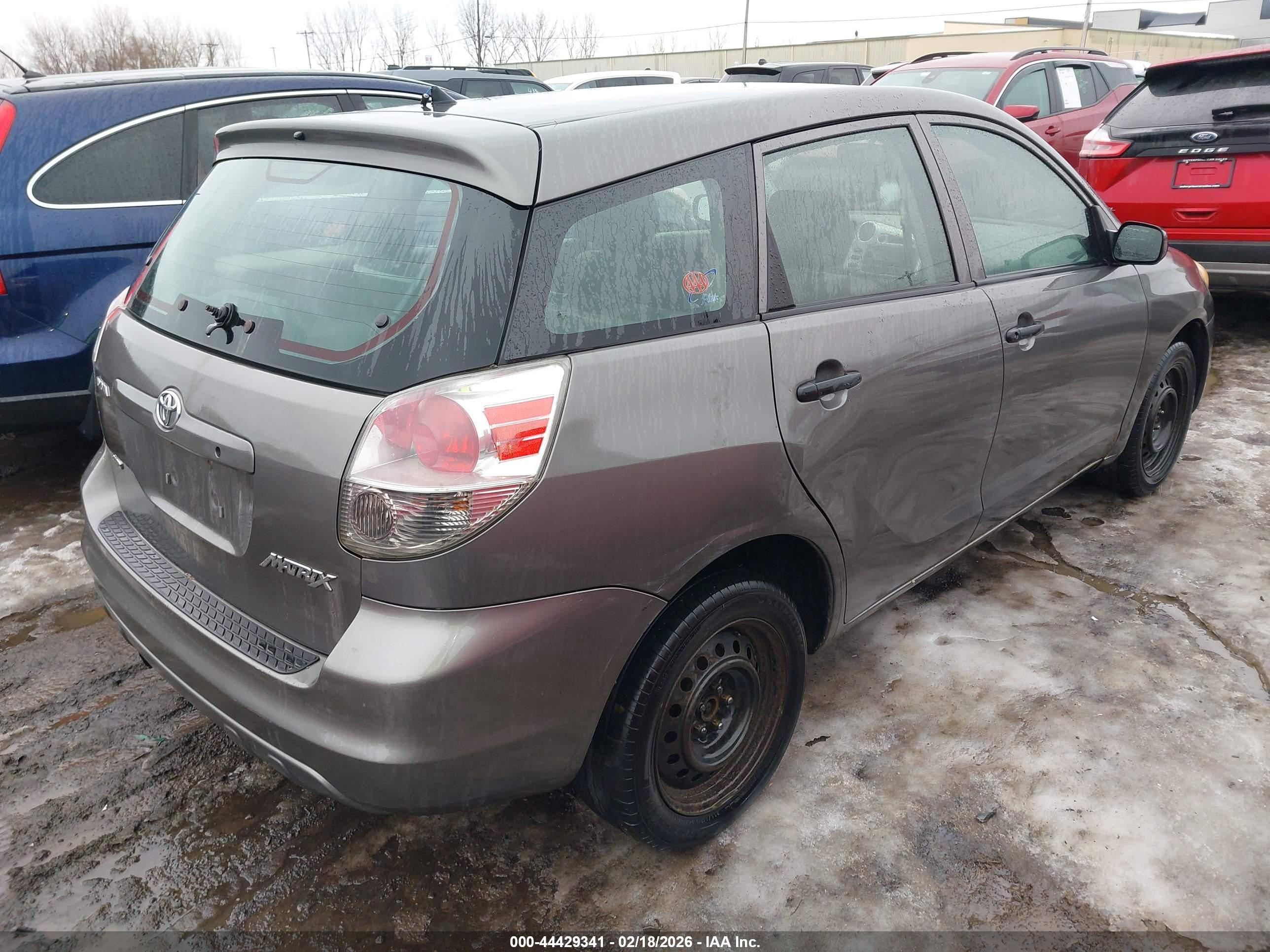 TOYOTA MATRIX image 4