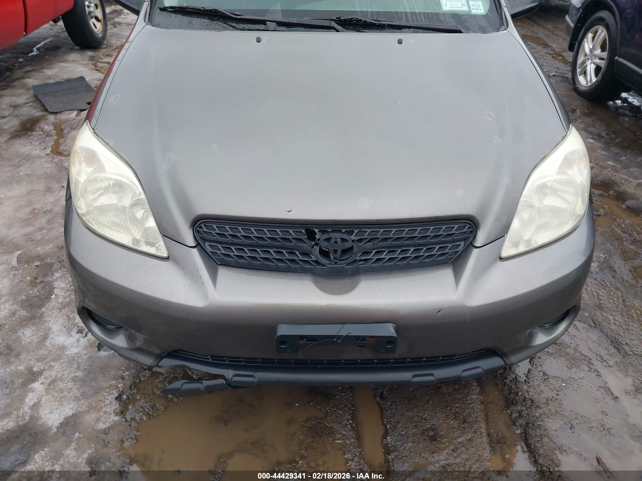 TOYOTA MATRIX image 6