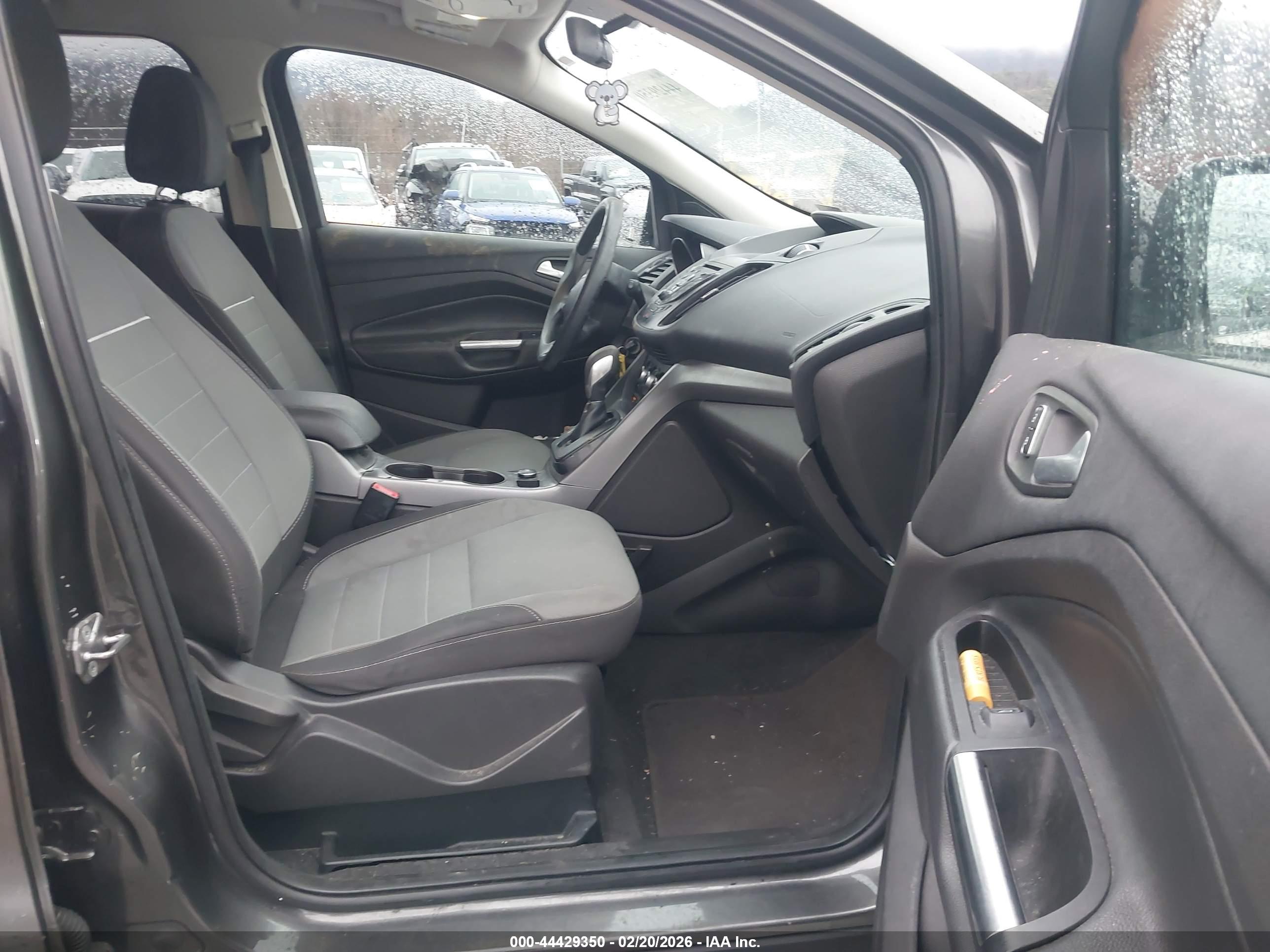 FORD ESCAPE image 5