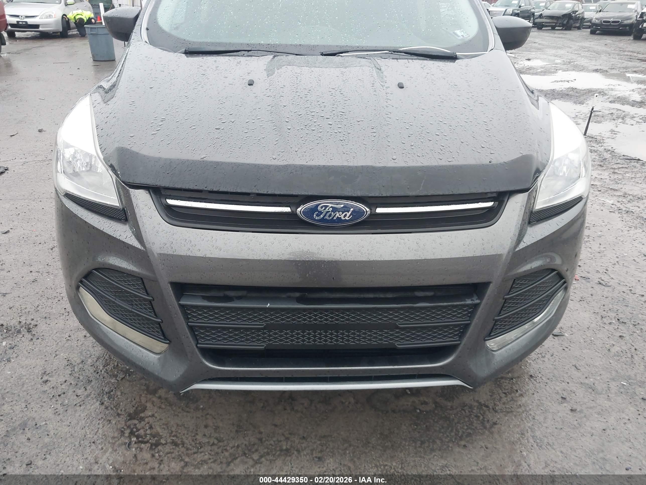 FORD ESCAPE image 6