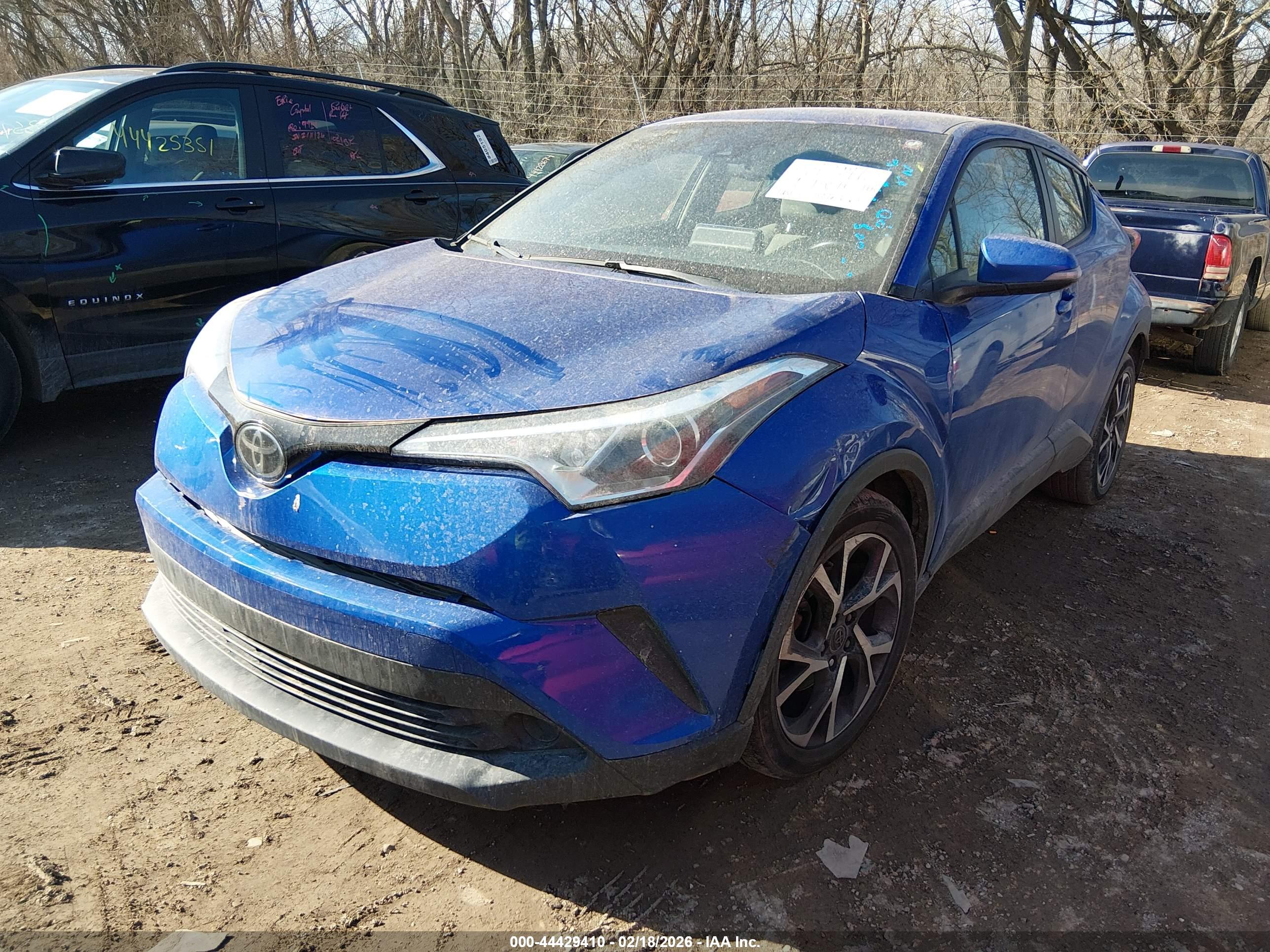 TOYOTA C-HR image 2
