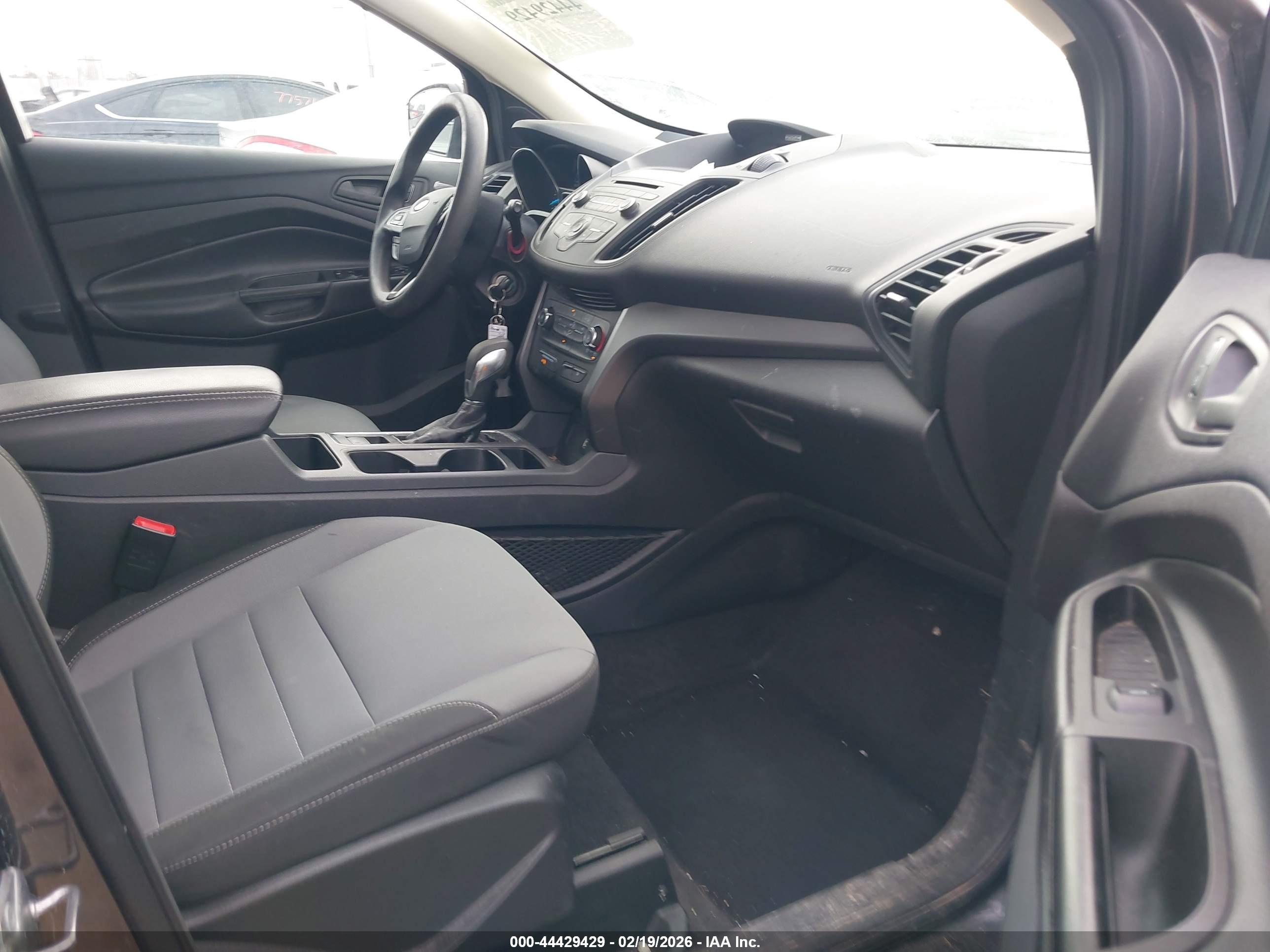 FORD ESCAPE image 5