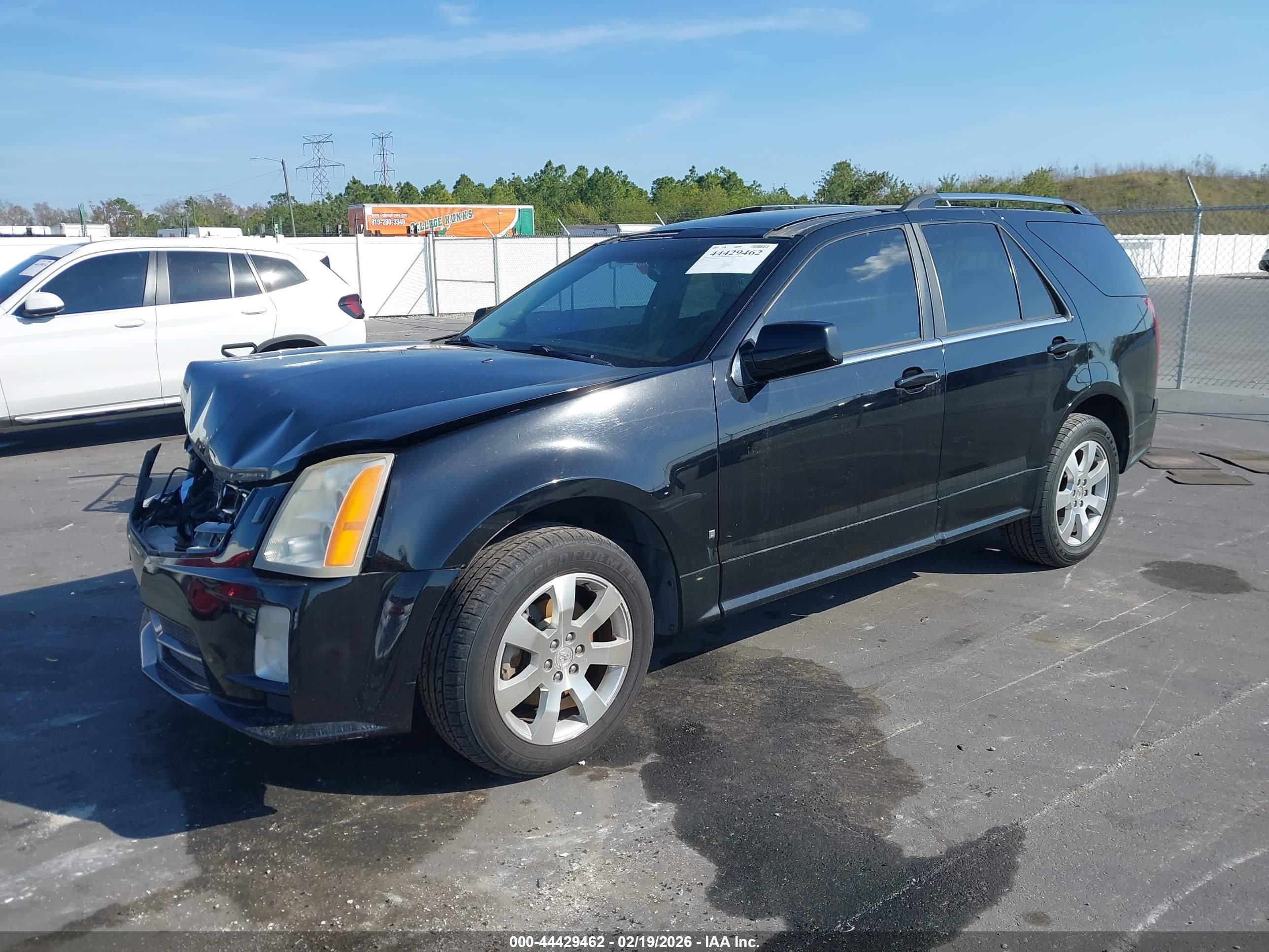 CADILLAC SRX image 2