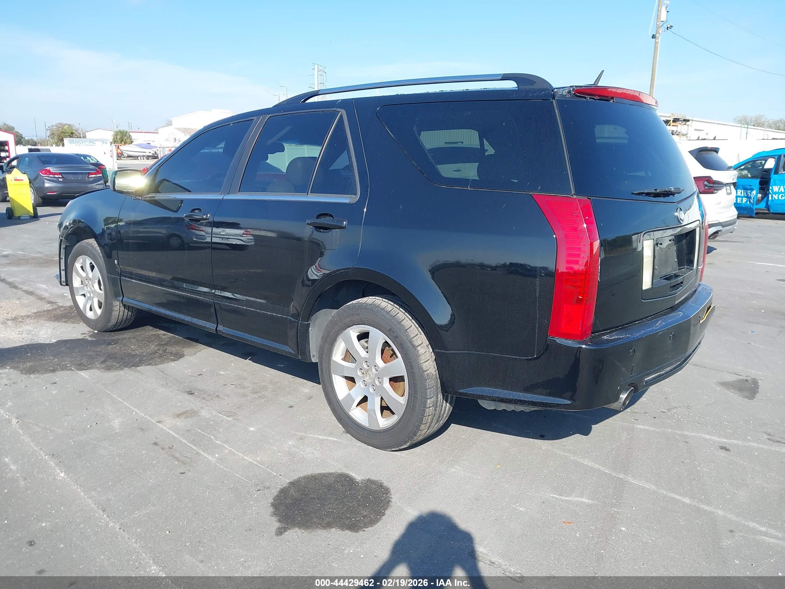 CADILLAC SRX image 3