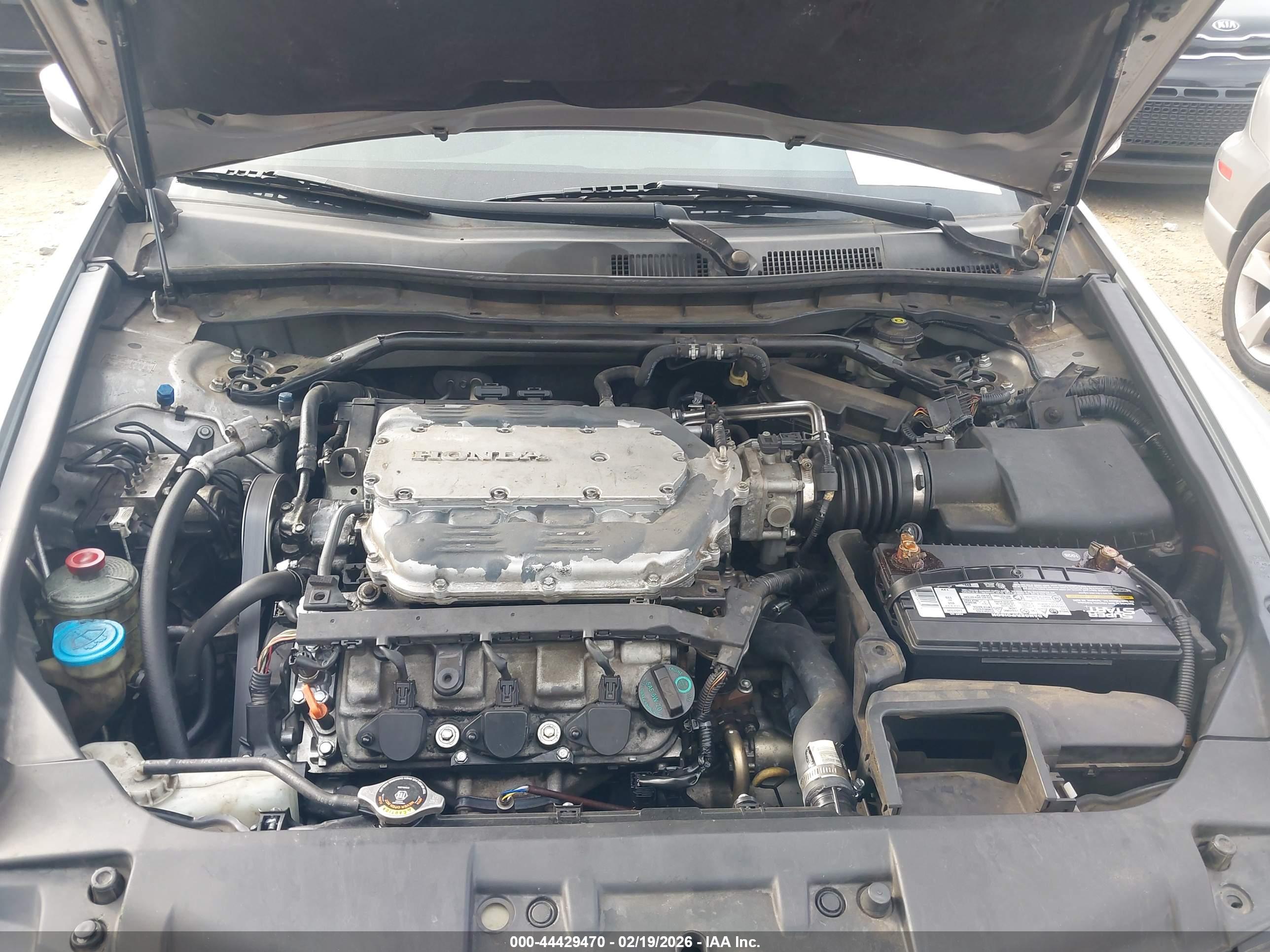 HONDA ACCORD image 10