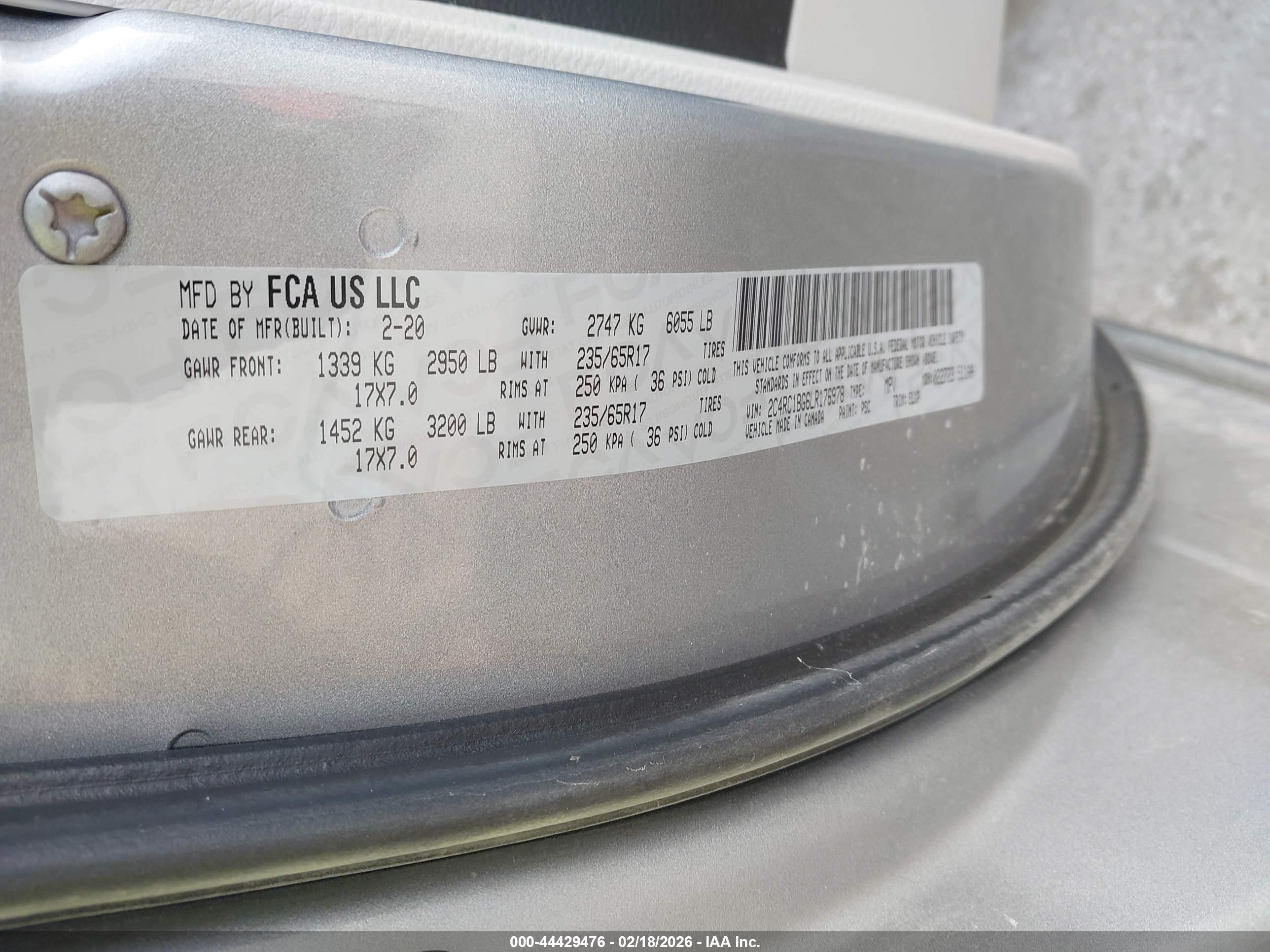 CHRYSLER PACIFICA image 9