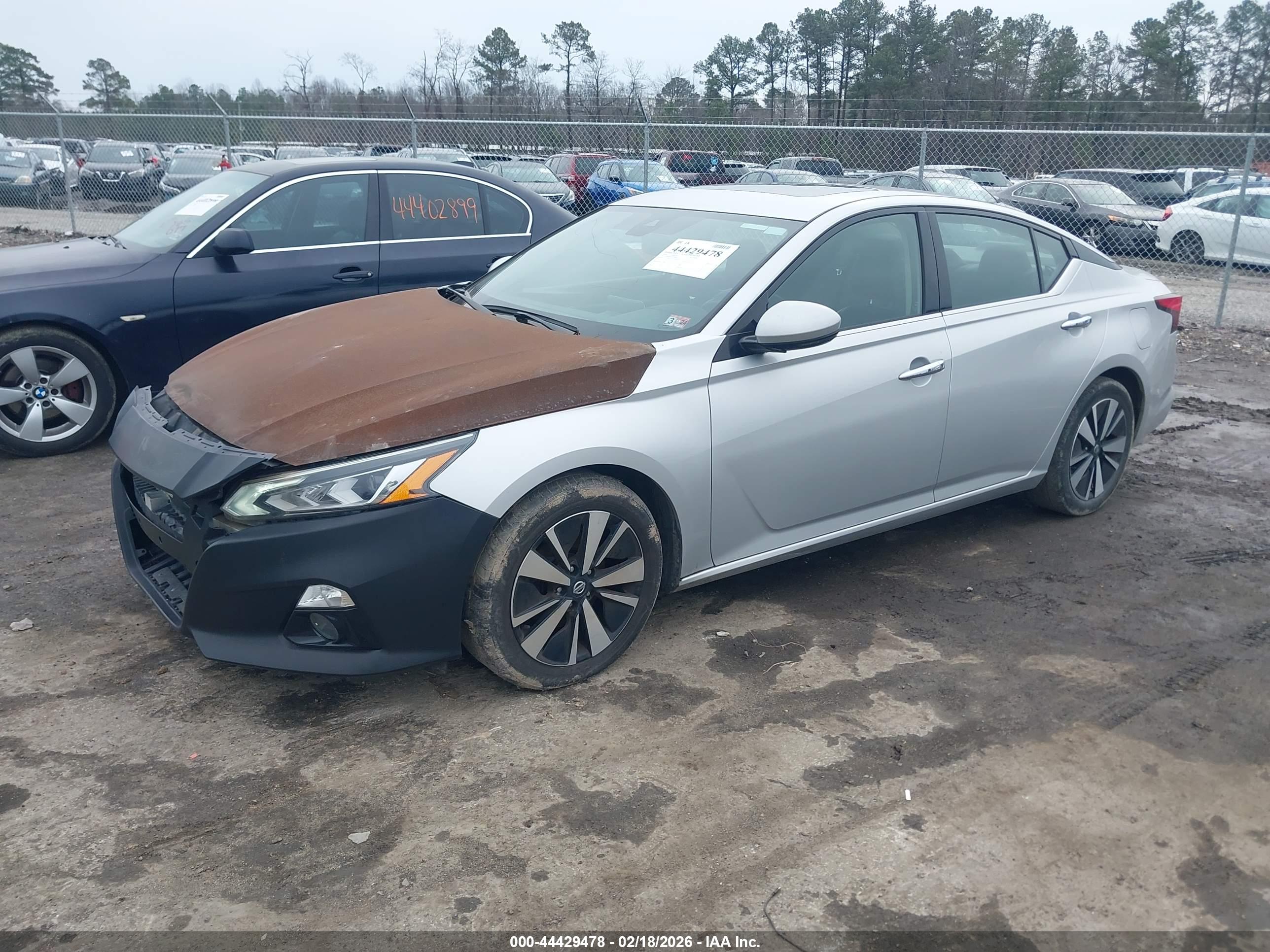 NISSAN ALTIMA image 2