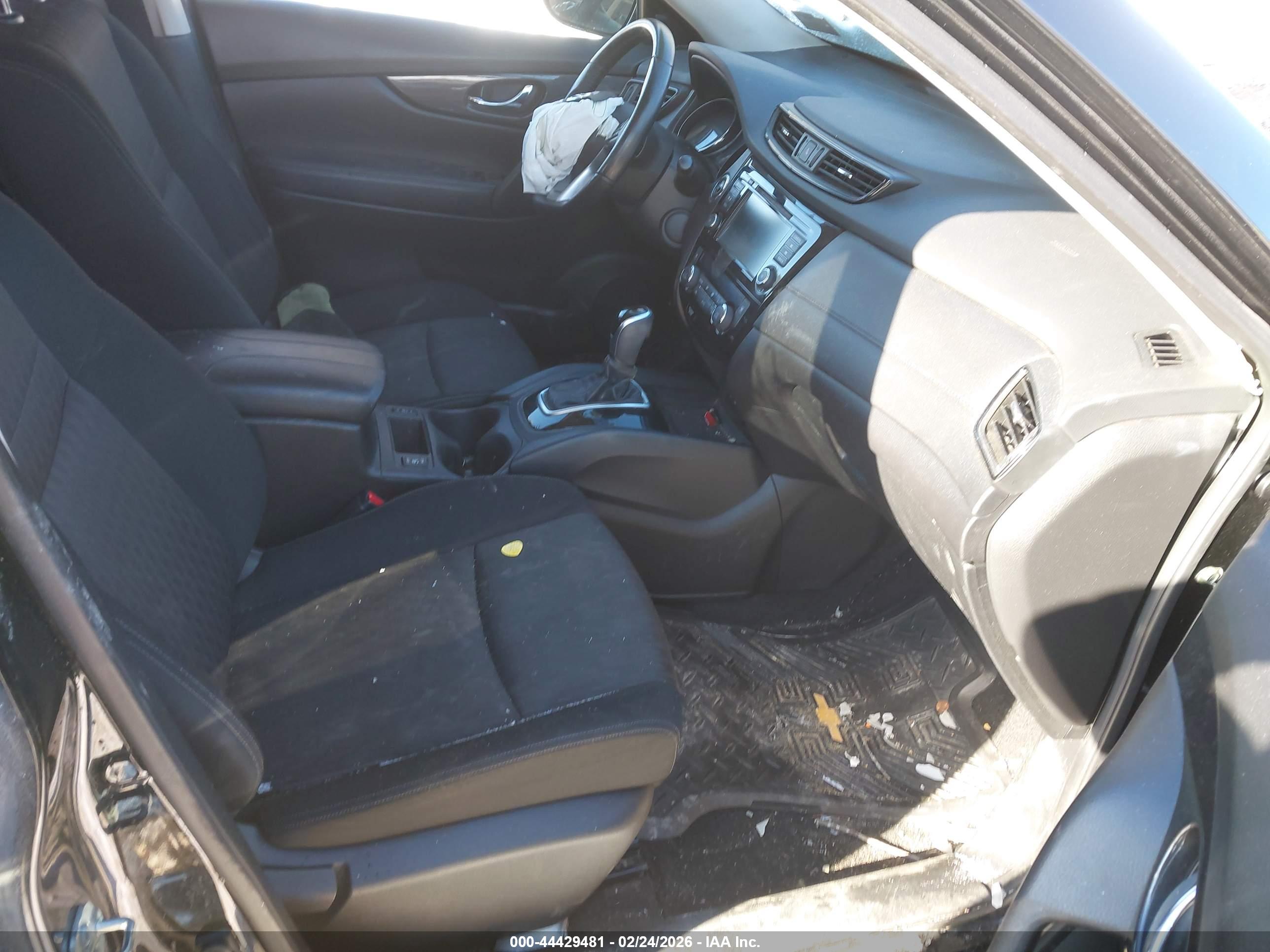 NISSAN ROGUE image 5
