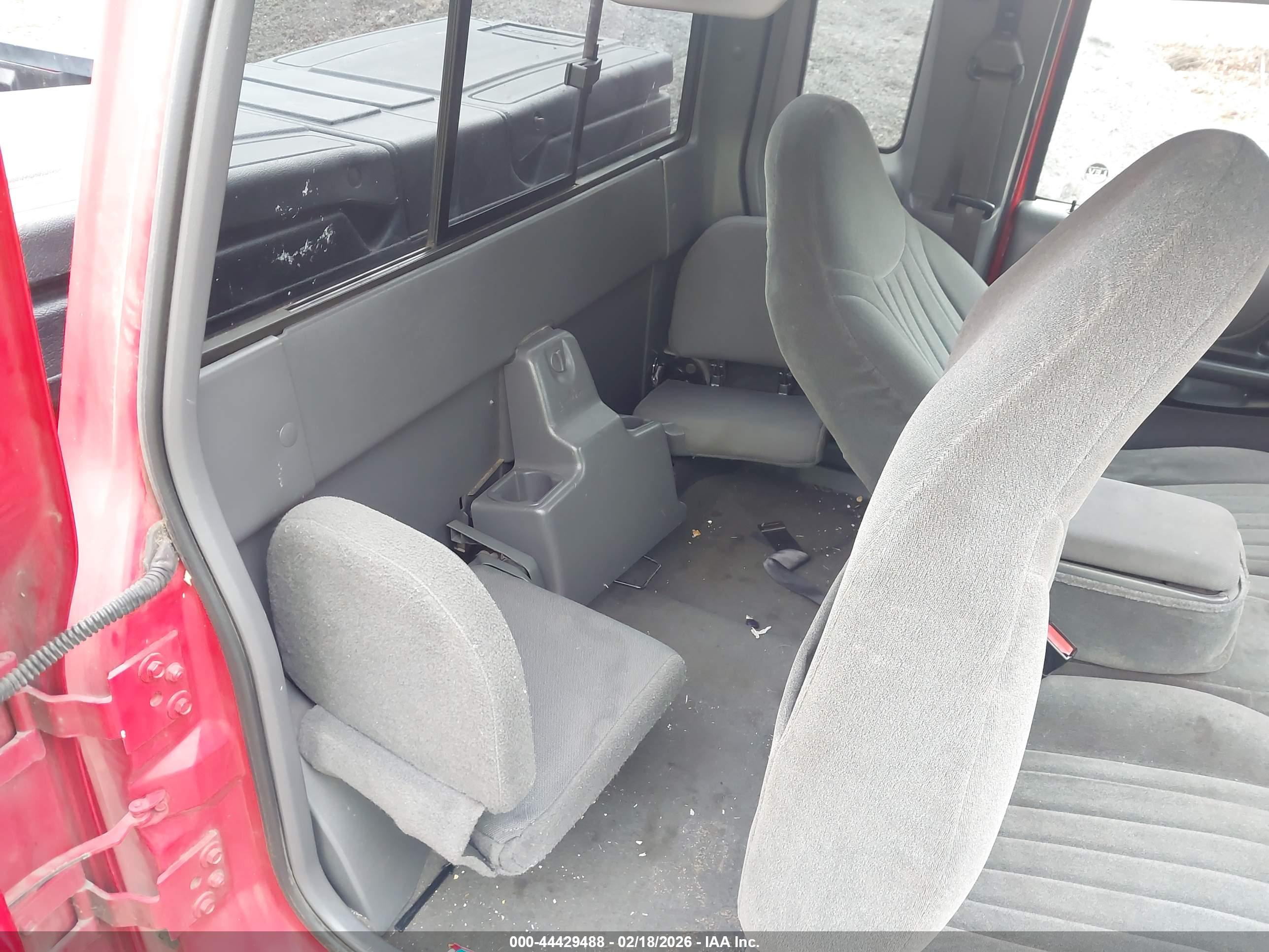 FORD RANGER image 8