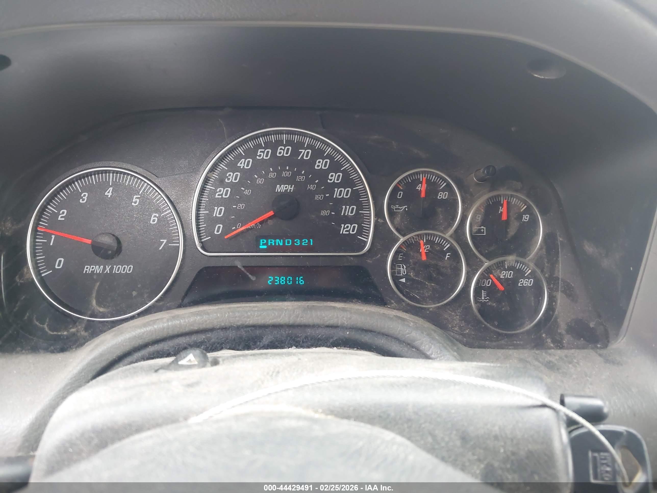 GMC ENVOY image 7